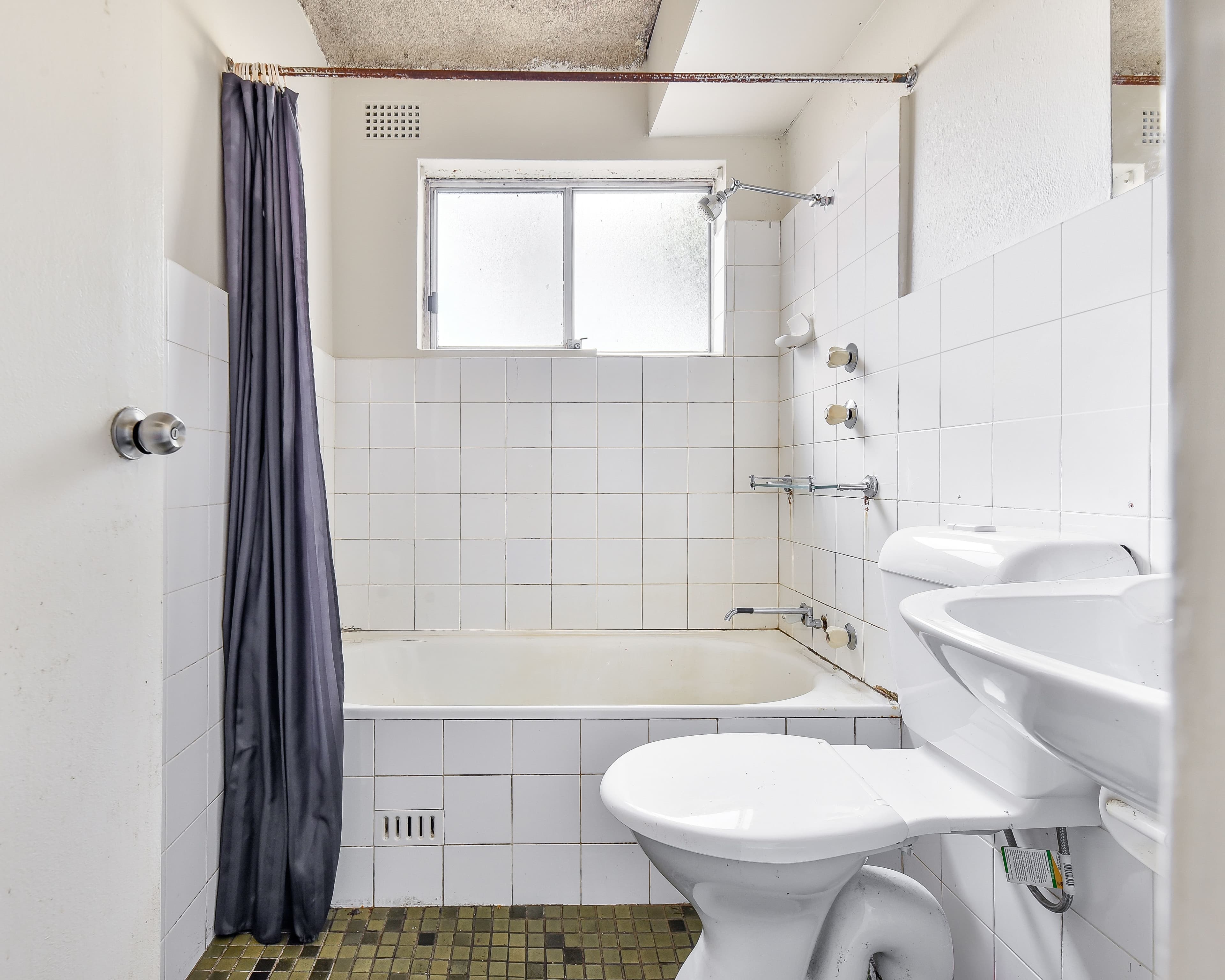 98 Dumaresq Street, Campbelltown NSW 2560, Campbelltown - Thumbnail 8