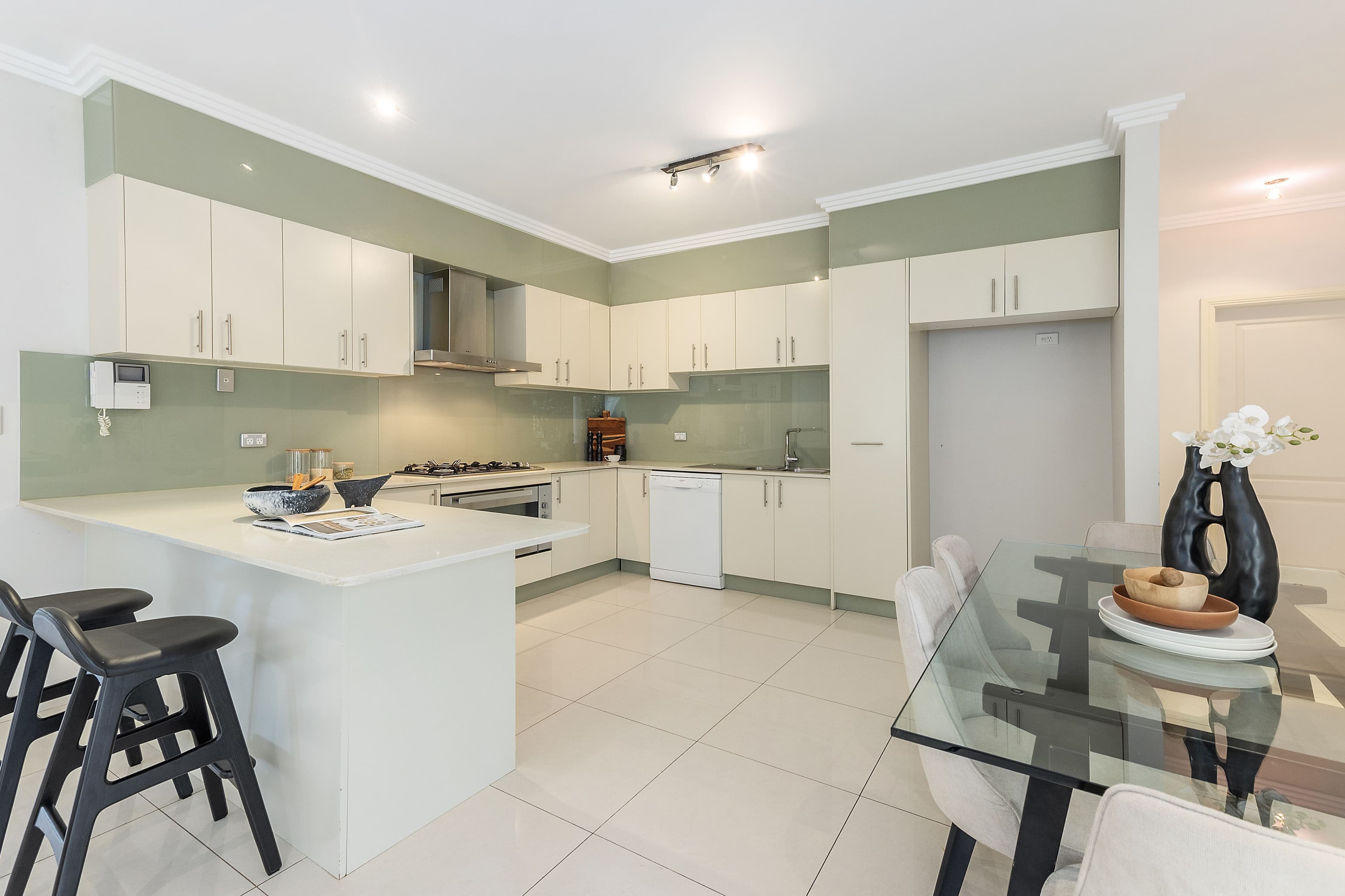 5 Ancona Road, Turramurra NSW 2074, Turramurra - Thumbnail 4