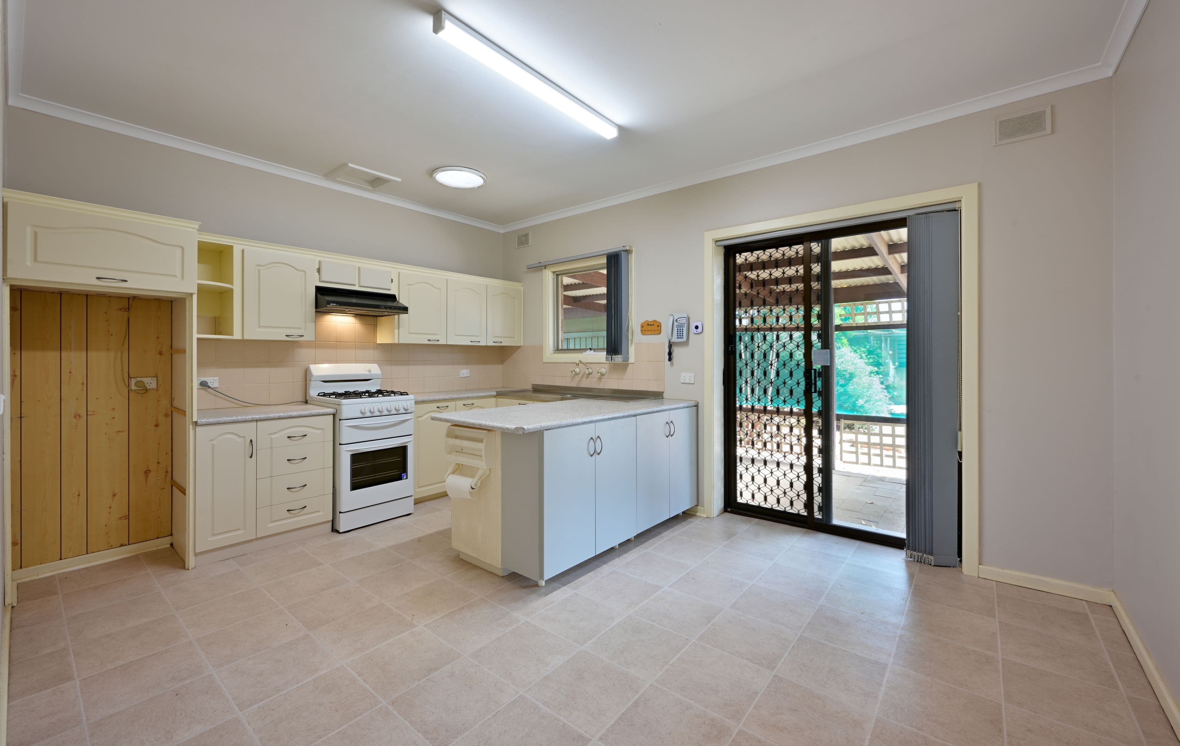 9 Noble Street, Whyalla Stuart SA 5608, Whyalla Stuart - Thumbnail 3