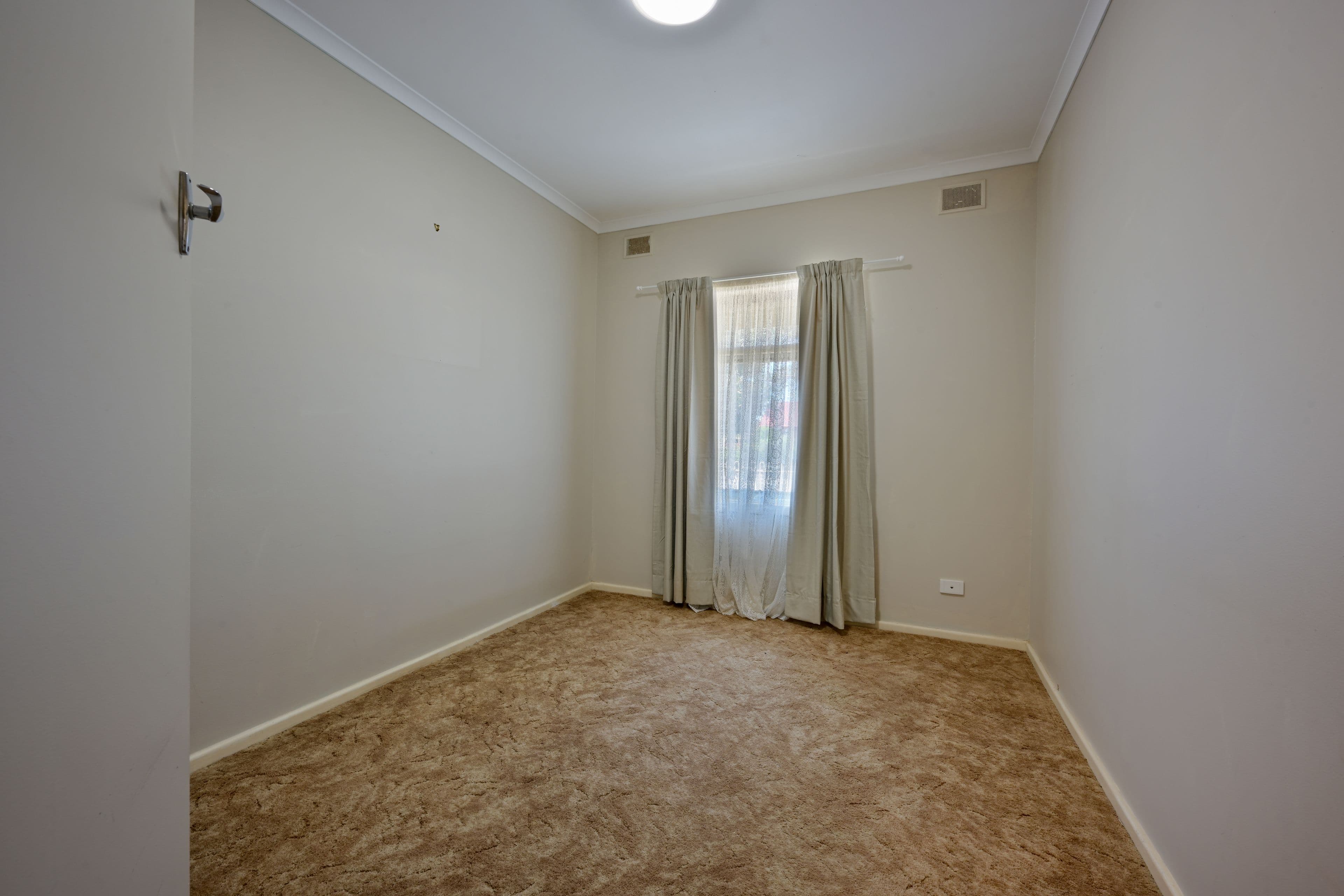 9 Noble Street, Whyalla Stuart SA 5608, Whyalla Stuart - Thumbnail 5