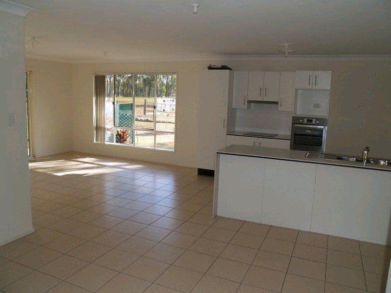 13 Cockatoo Drive, GATTON QLD 4343, Gatton - Thumbnail 2