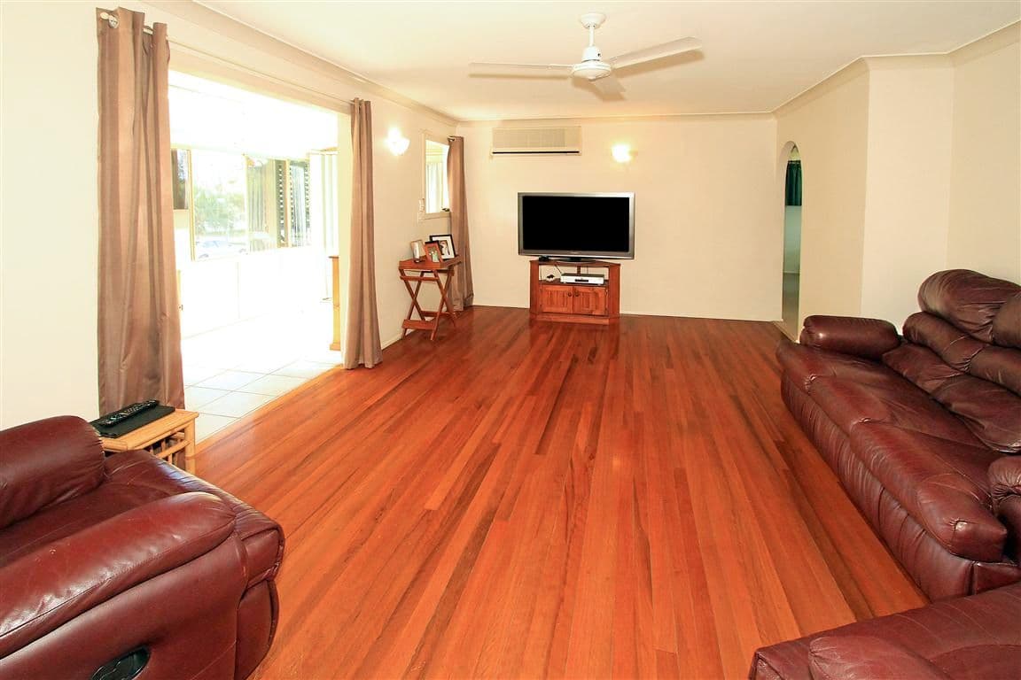 70 Buzacott Street, Park Avenue QLD 4701, Park Avenue - Thumbnail 2