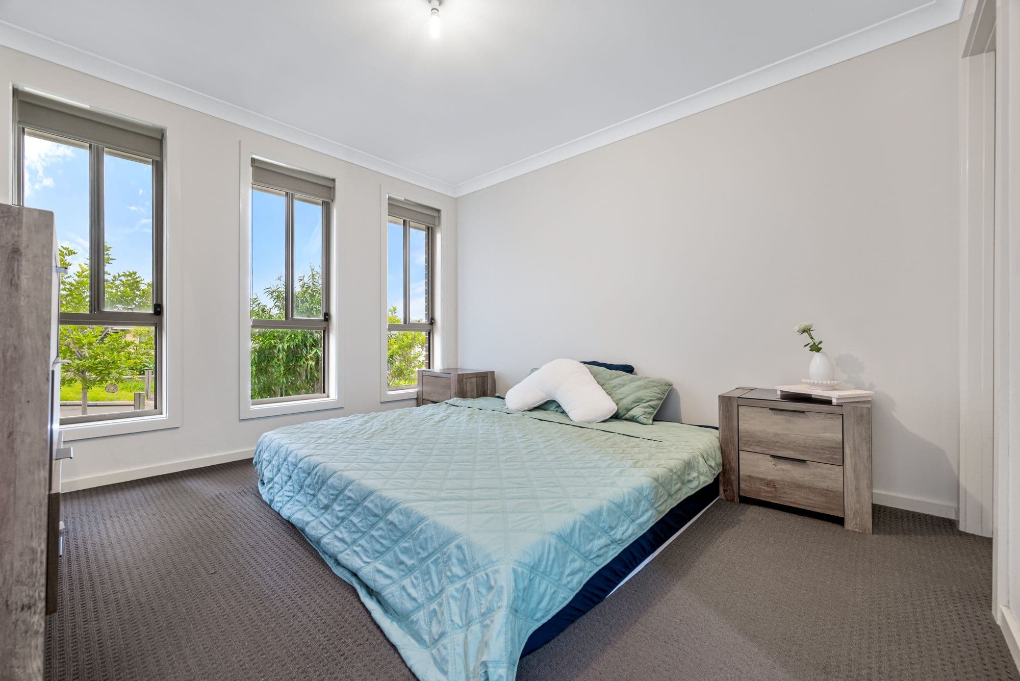 1/7-9 Princes Way, Drouin, Spring Farm - Thumbnail 6