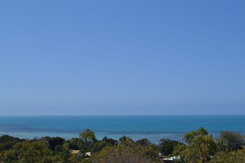 17 Blackcurrant Drive, Hideaway Bay QLD 4800, Hideaway Bay - Thumbnail 2