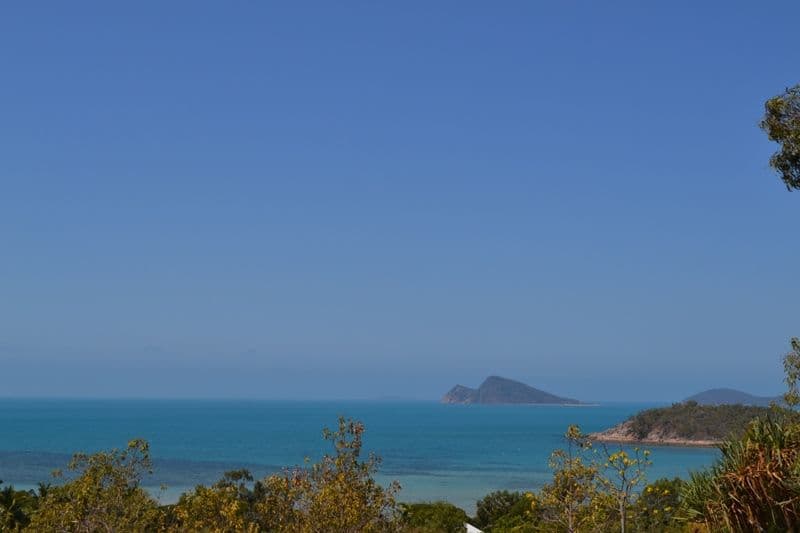 17 Blackcurrant Drive, Hideaway Bay QLD 4800, Hideaway Bay - Thumbnail 4