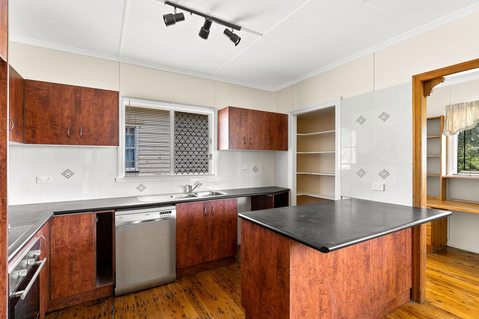 185D Jellicoe Street, Newtown QLD 4350, Newtown - Thumbnail 3