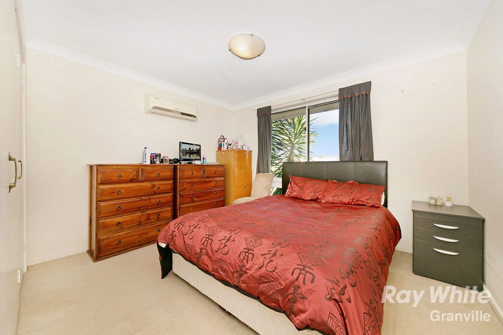 85 Banks Drive, St Clair - Thumbnail 5