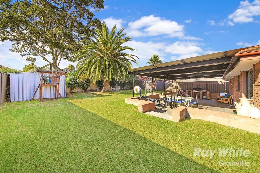 85 Banks Drive, St Clair - Thumbnail 7