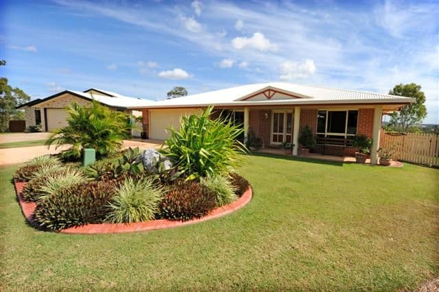 17 Kensington Place, GLADSTONE QLD 4680, Gladstone - Thumbnail 2