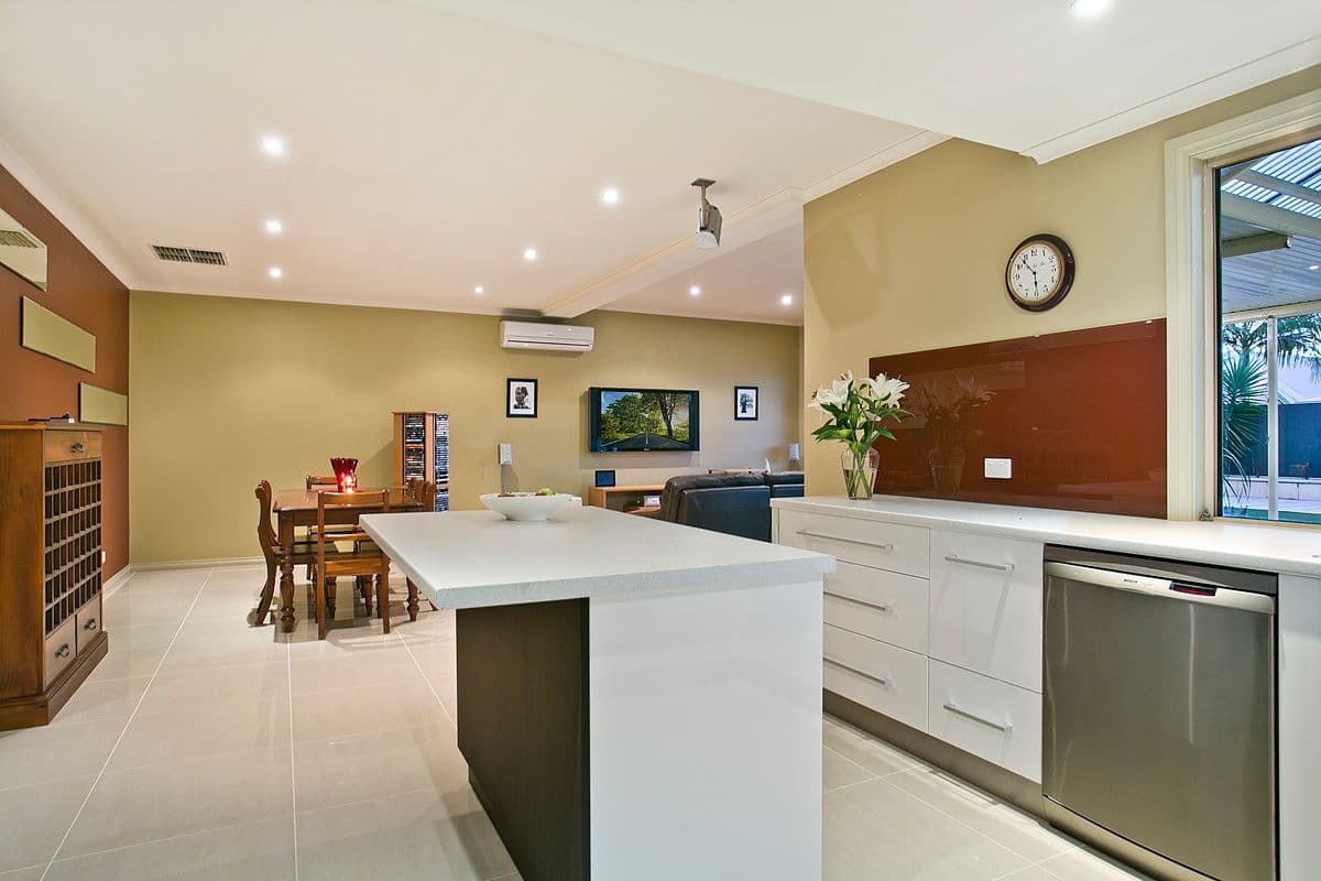 4 Formby Crescent, PORT ADELAIDE SA 5015, Port Adelaide - Thumbnail 4