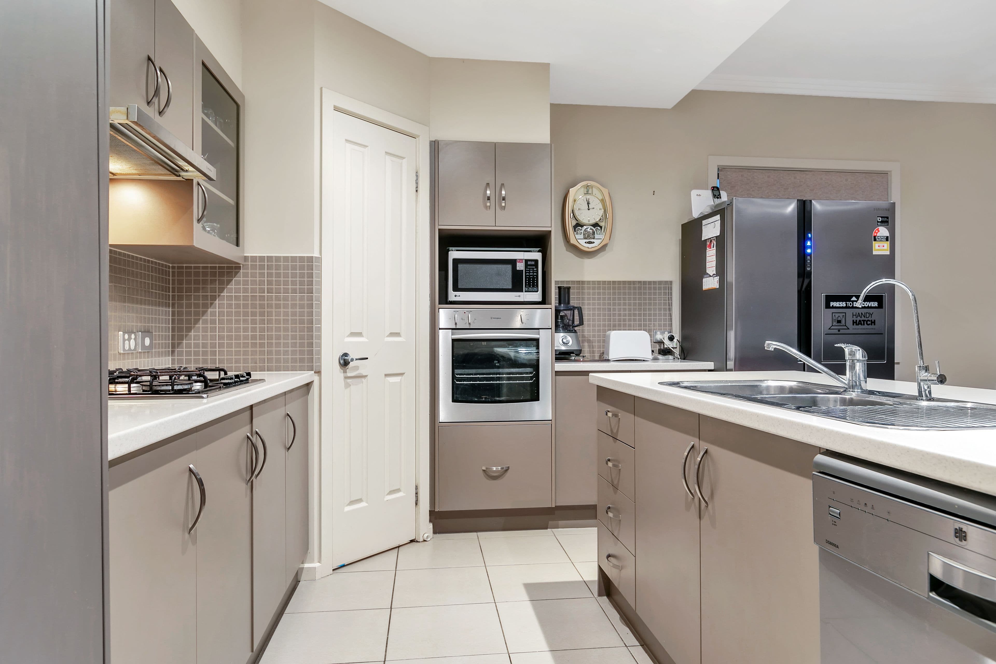 13 Taunton Avenue, Enfield SA 5085, Enfield - Thumbnail 6