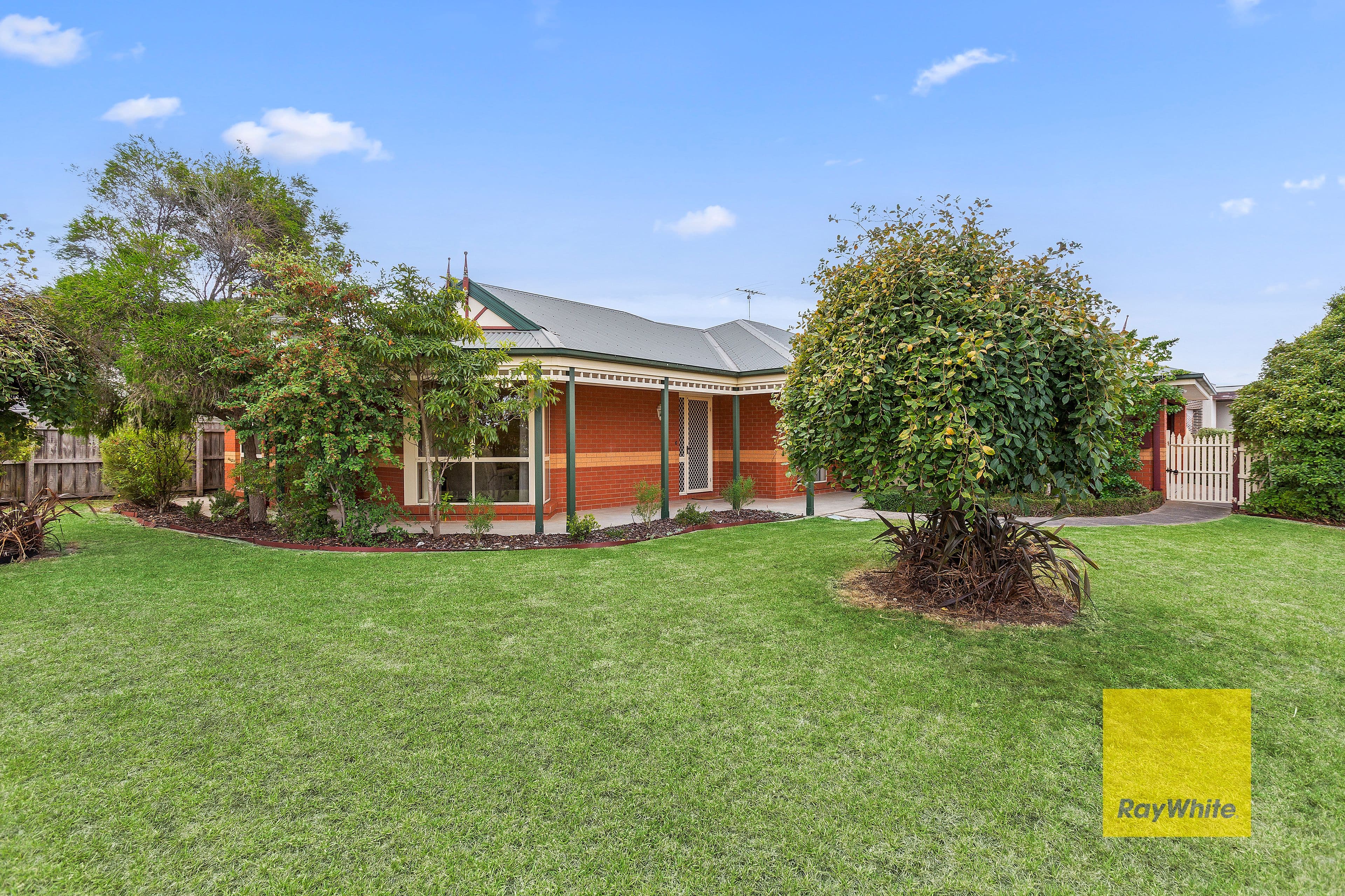 9 Dumfries Court, Highton VIC 3216, Highton - Image 1