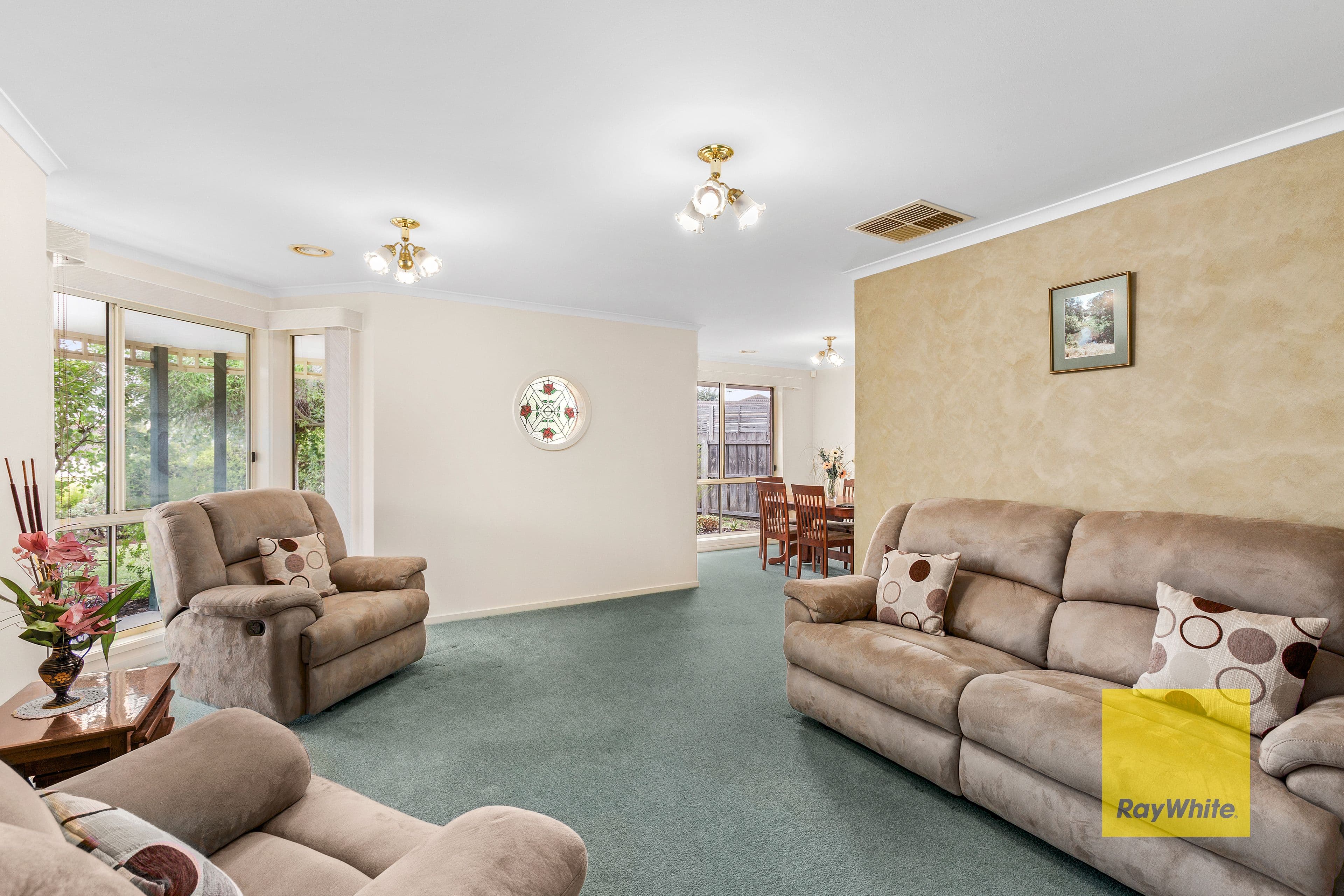 9 Dumfries Court, Highton VIC 3216, Highton - Thumbnail 4