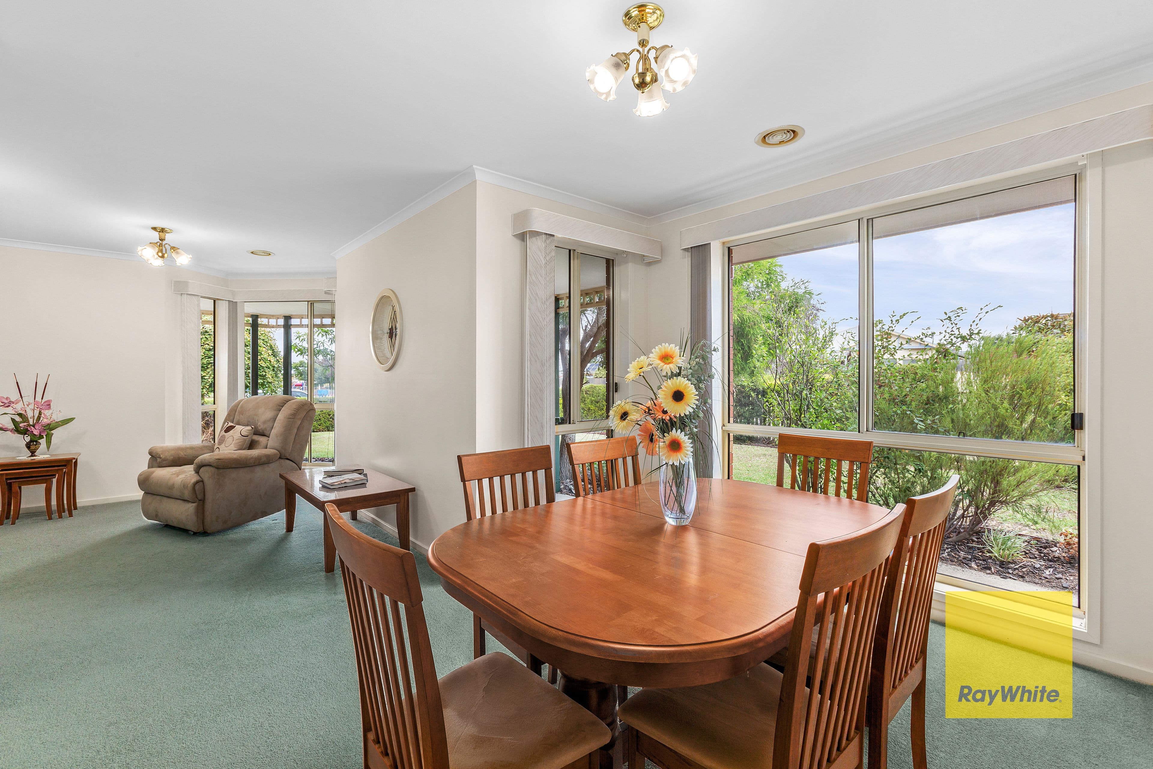 9 Dumfries Court, Highton VIC 3216, Highton - Thumbnail 6