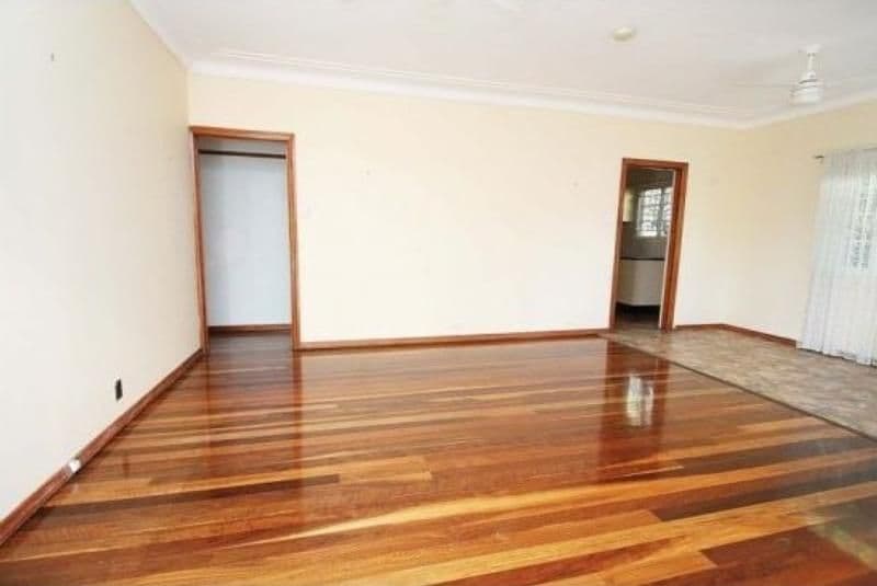 30 Broadmere Street, ANNERLEY QLD 4103, Annerley - Thumbnail 2