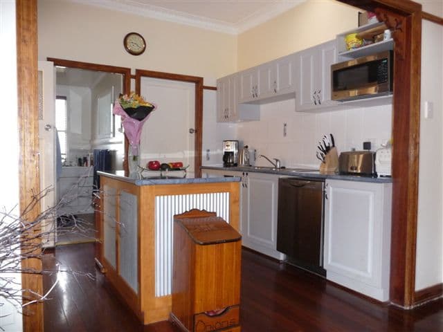 14 Fourth Avenue, HARRISTOWN QLD 4350, Harristown - Thumbnail 2