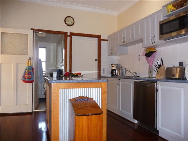 14 Fourth Avenue, HARRISTOWN QLD 4350, Harristown - Thumbnail 6