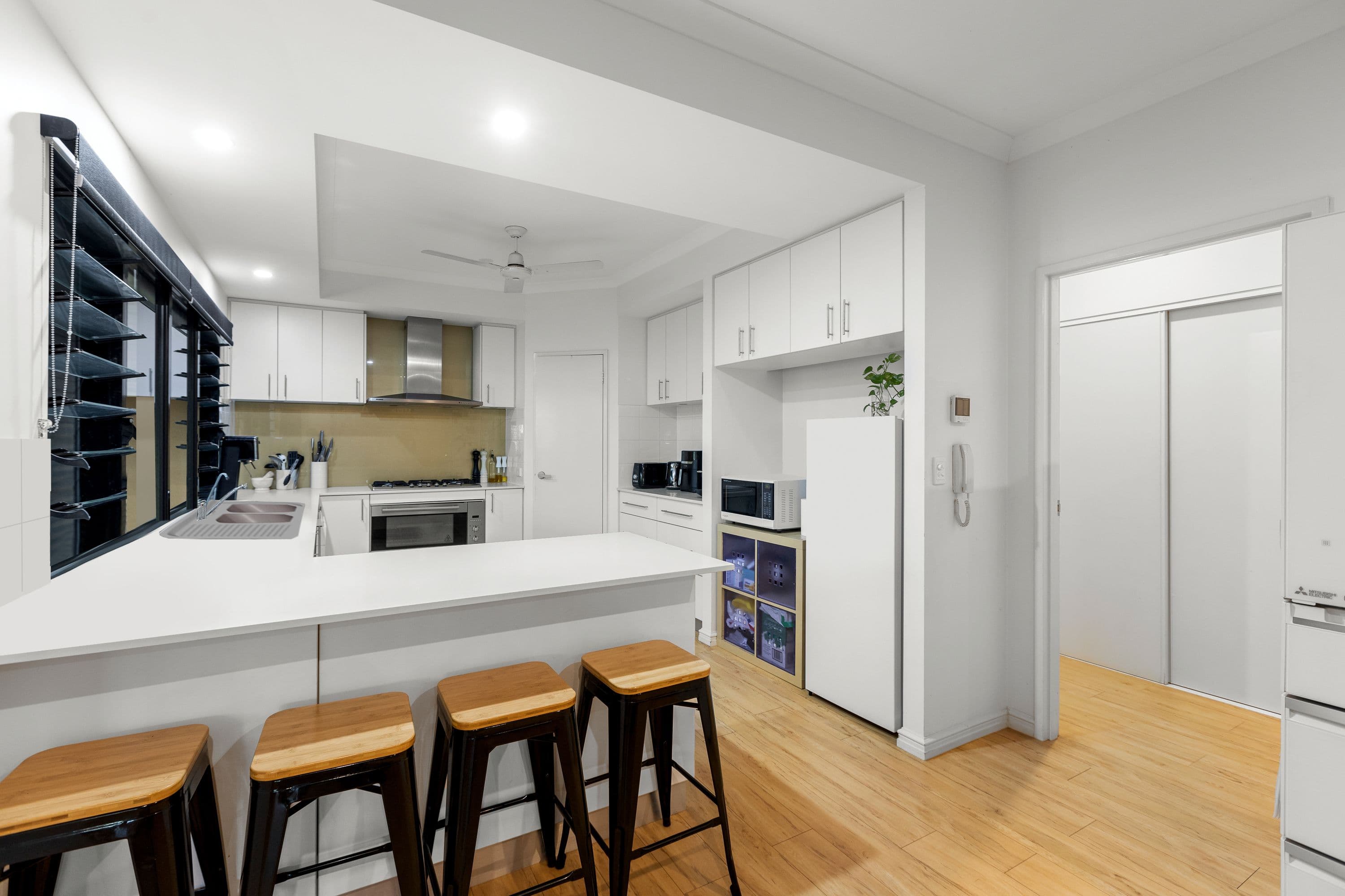 16 Eleanor Loop, Cable Beach WA 6726, Cable Beach - Thumbnail 8