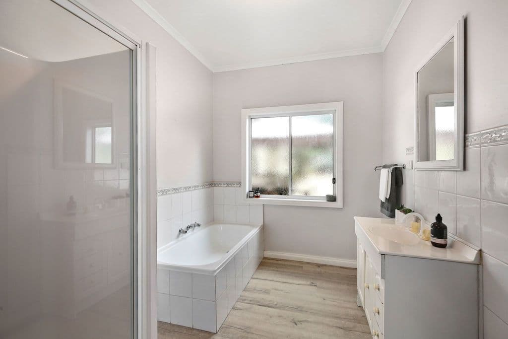 84 York Road, Mount Evelyn VIC 3796, Mount Evelyn - Thumbnail 8