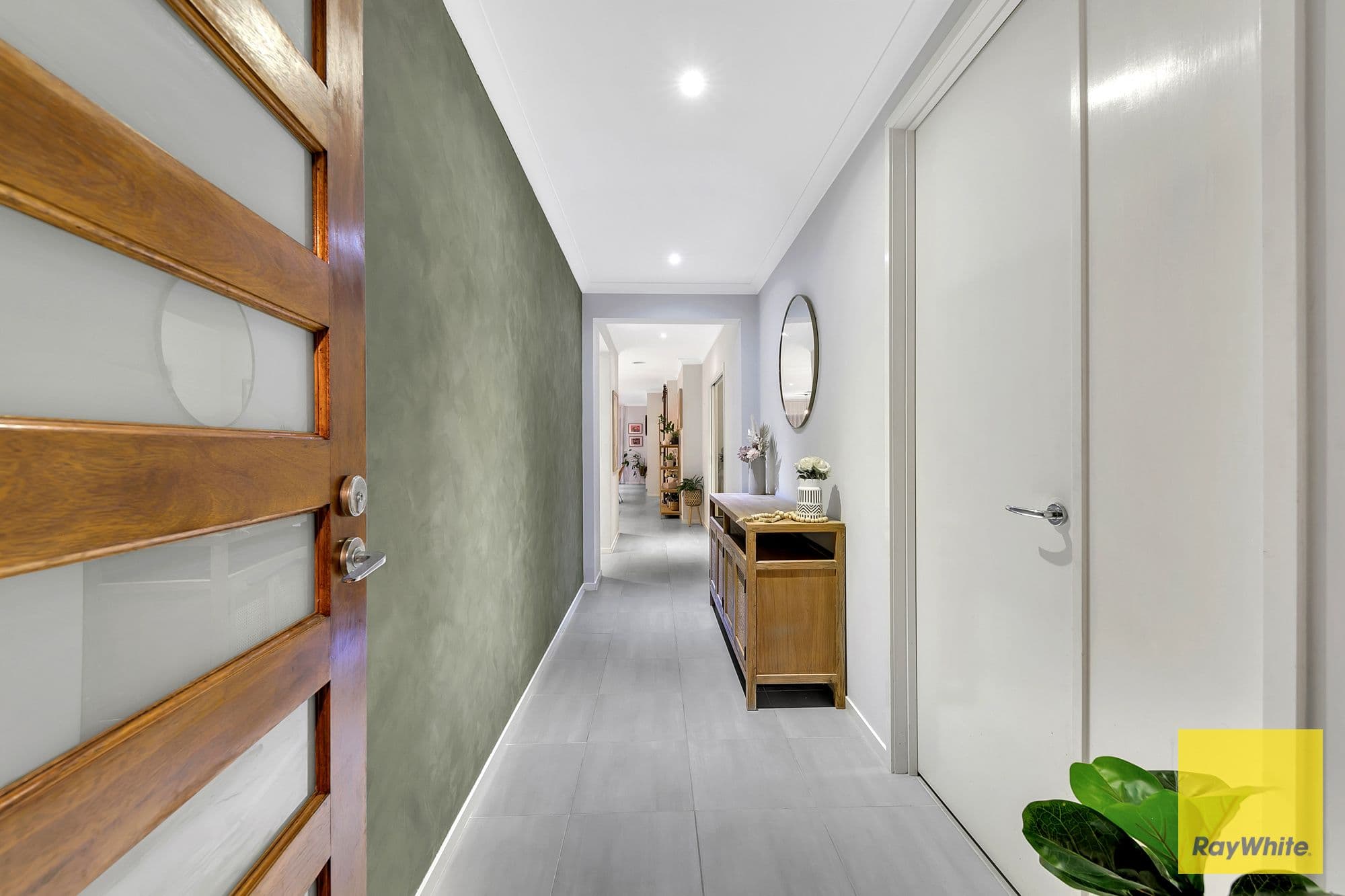 158 Riversdale Drive, Tarneit VIC 3029, Tarneit - Thumbnail 2