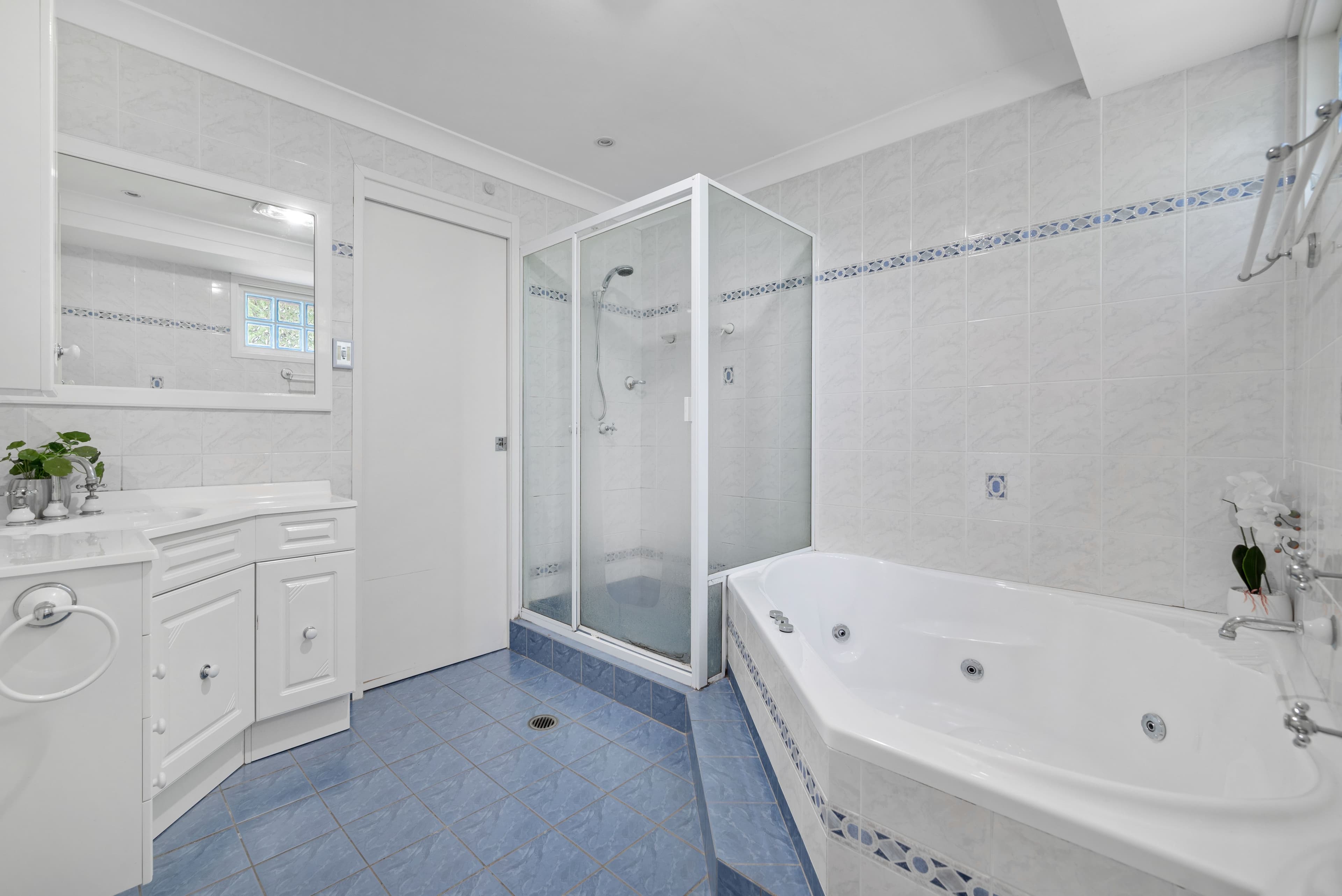 4 Manam Place, Glenfield NSW 2167, Glenfield - Thumbnail 8