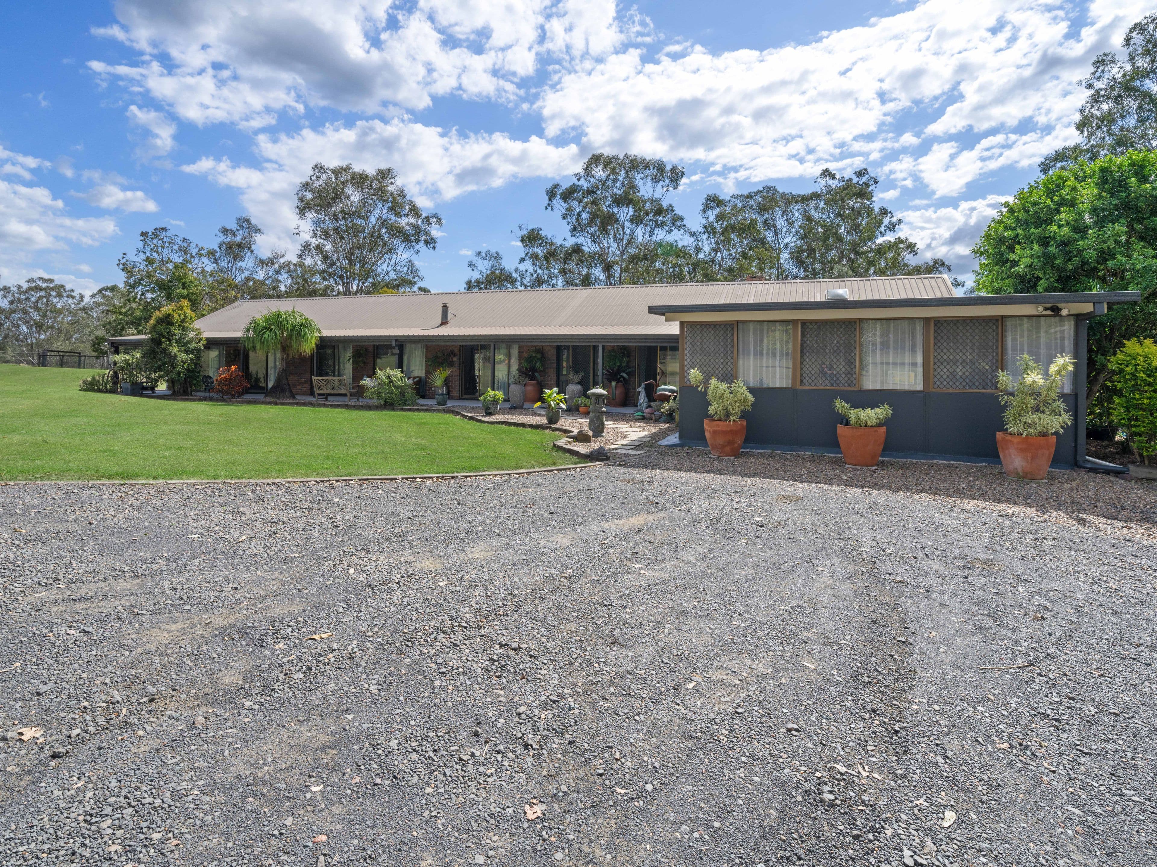 76 Poplar Street, Walloon QLD 4306, Walloon - Thumbnail 8