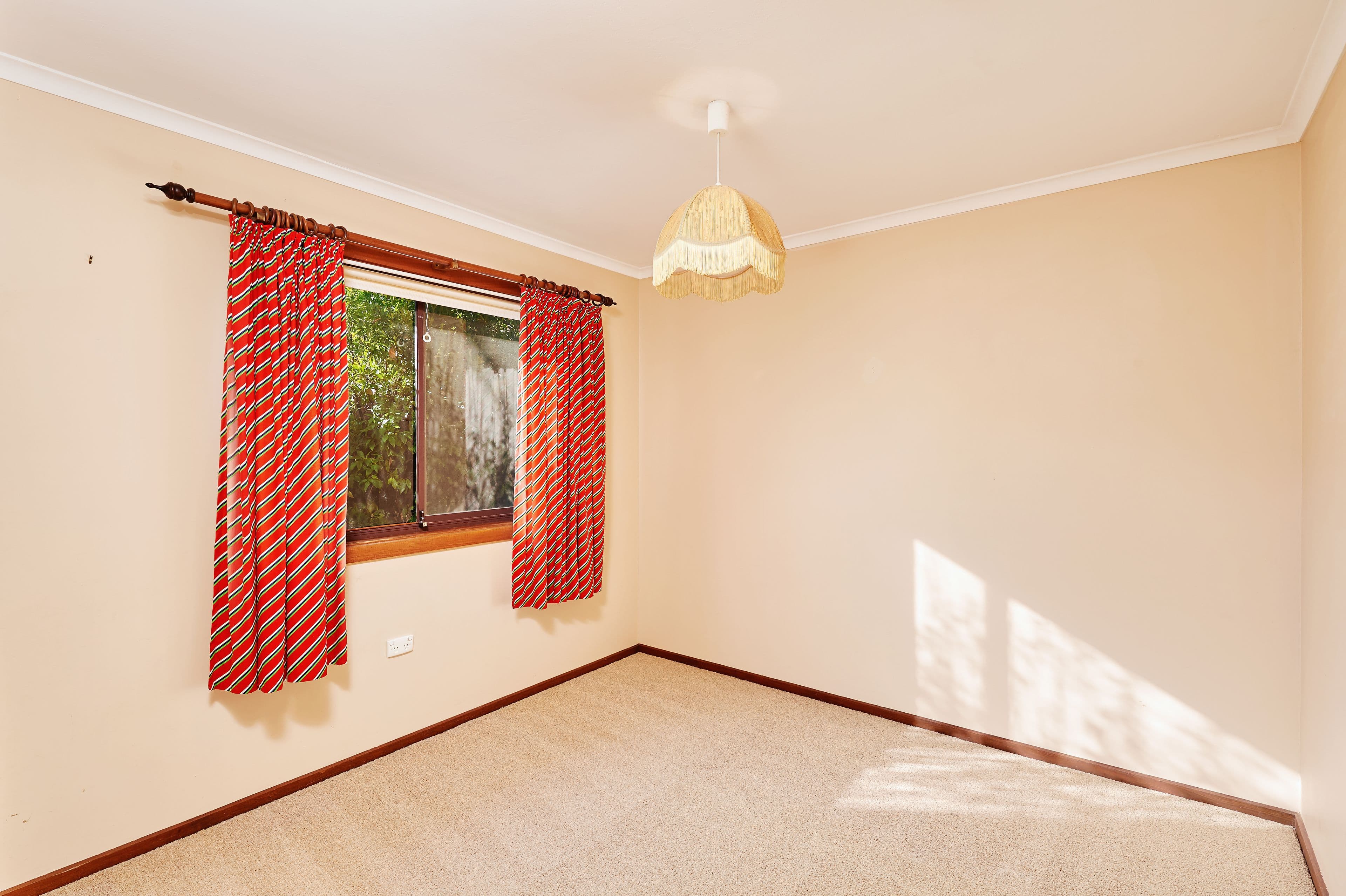 12 Myall Crescent, Lake Albert - Thumbnail 7