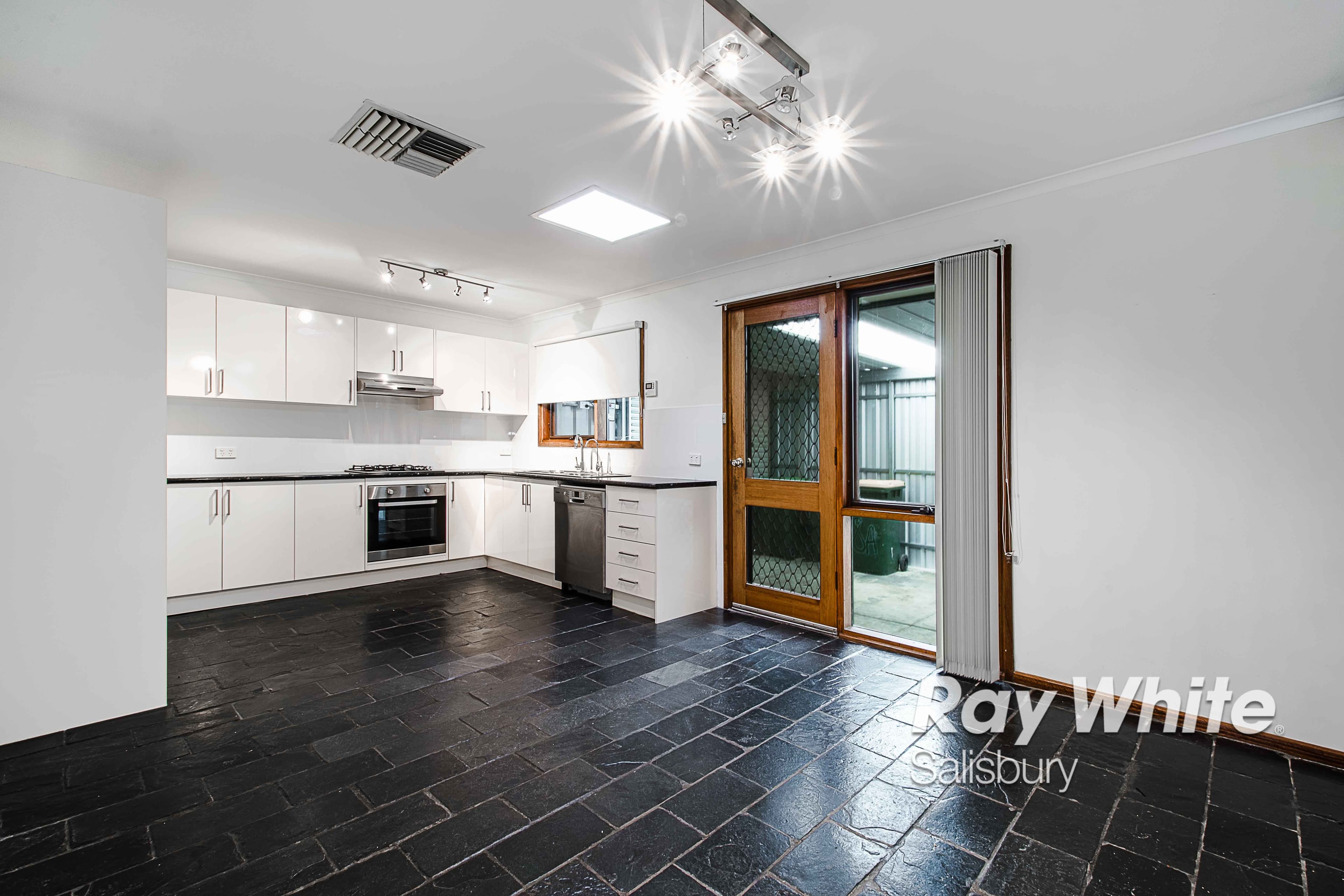 8a Narvik Court, Salisbury Downs SA 5108, Salisbury Downs - Thumbnail 3