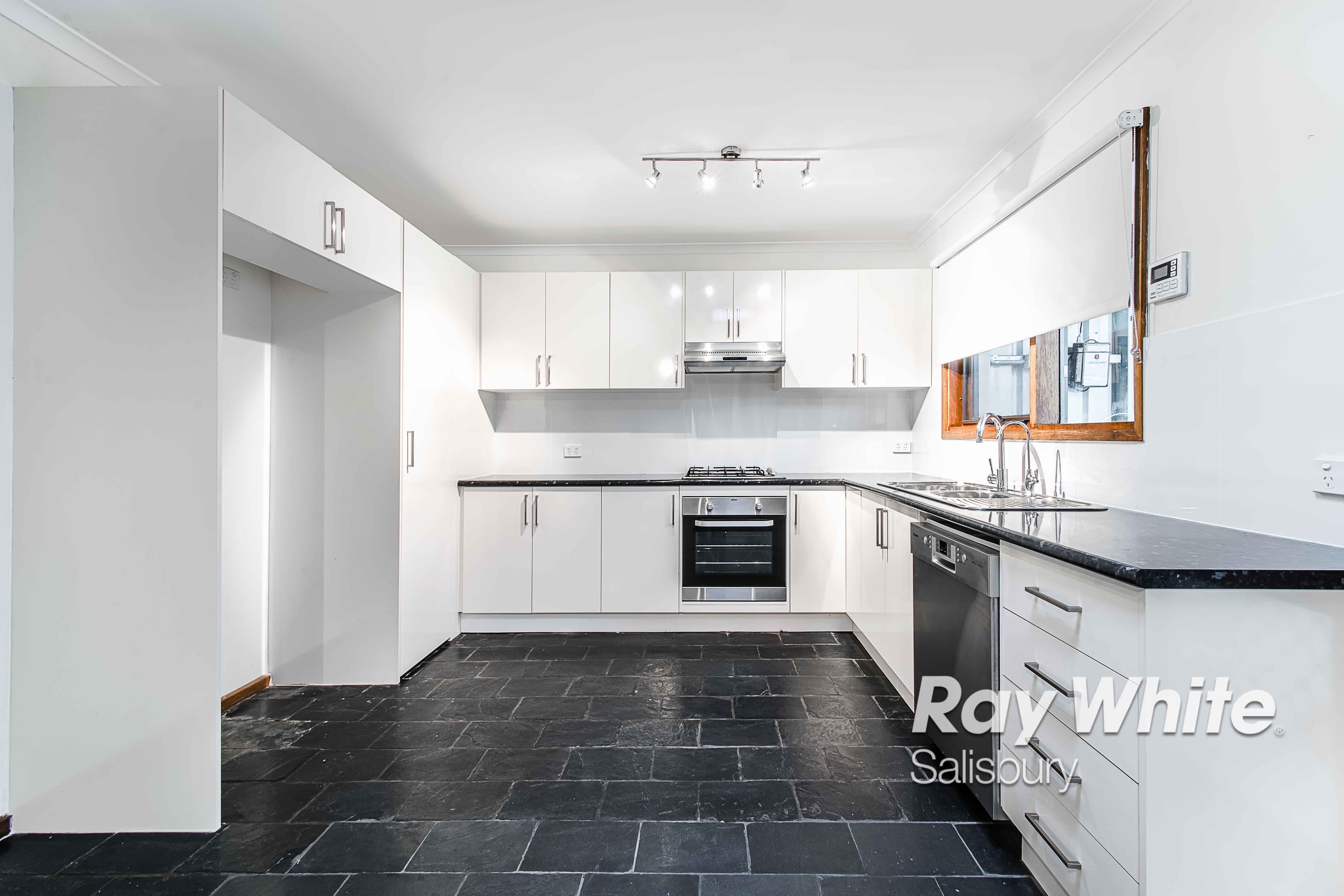 8a Narvik Court, Salisbury Downs SA 5108, Salisbury Downs - Thumbnail 4