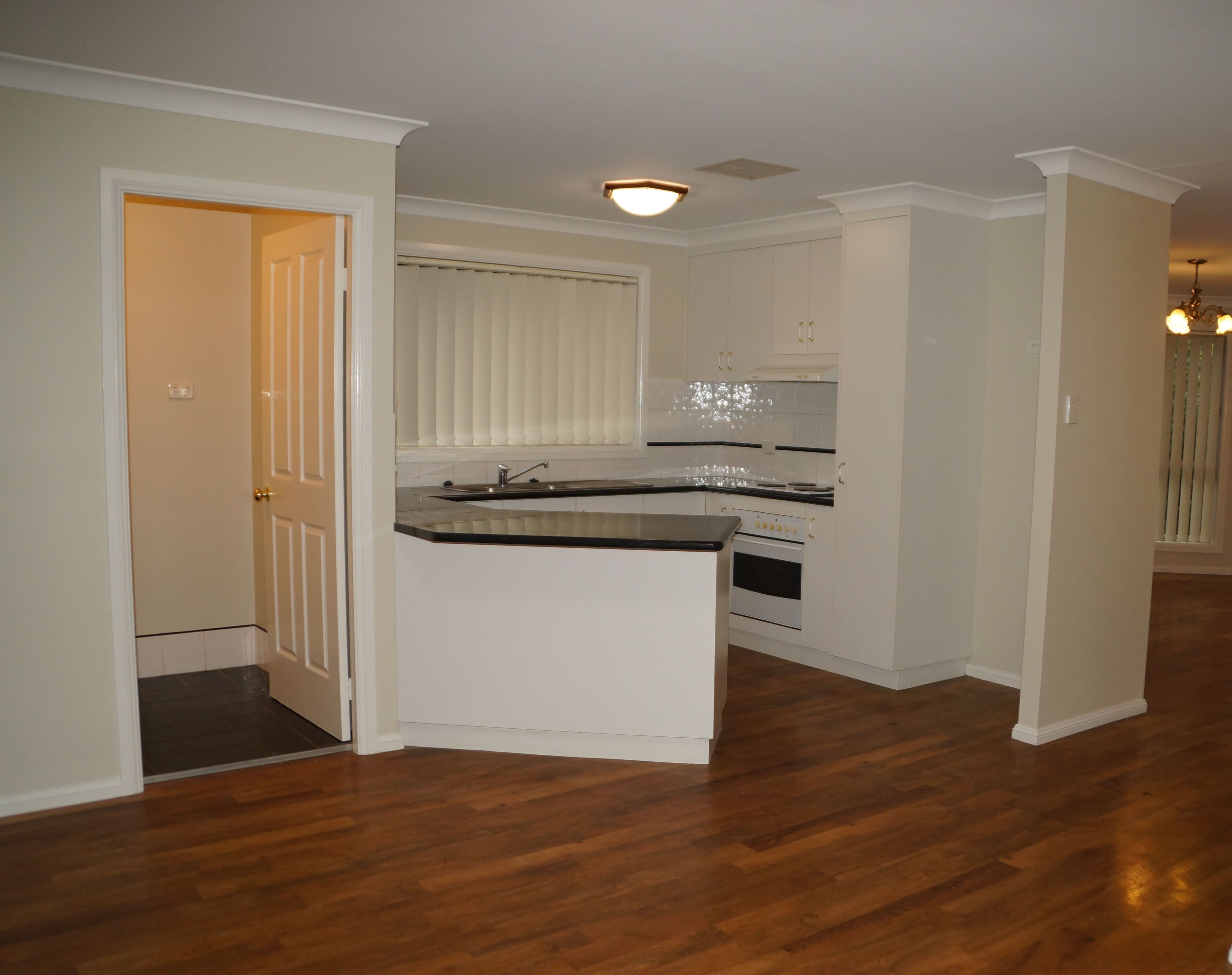 31 Websdale Drive, Dubbo - Thumbnail 2