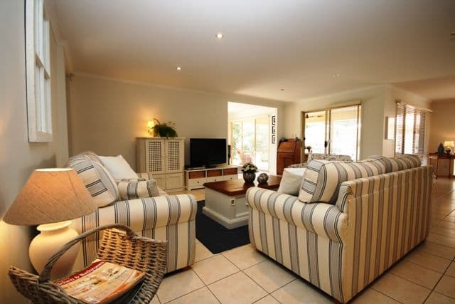 6 Seagrass Place, REDLAND BAY QLD 4165, Redland Bay - Thumbnail 4