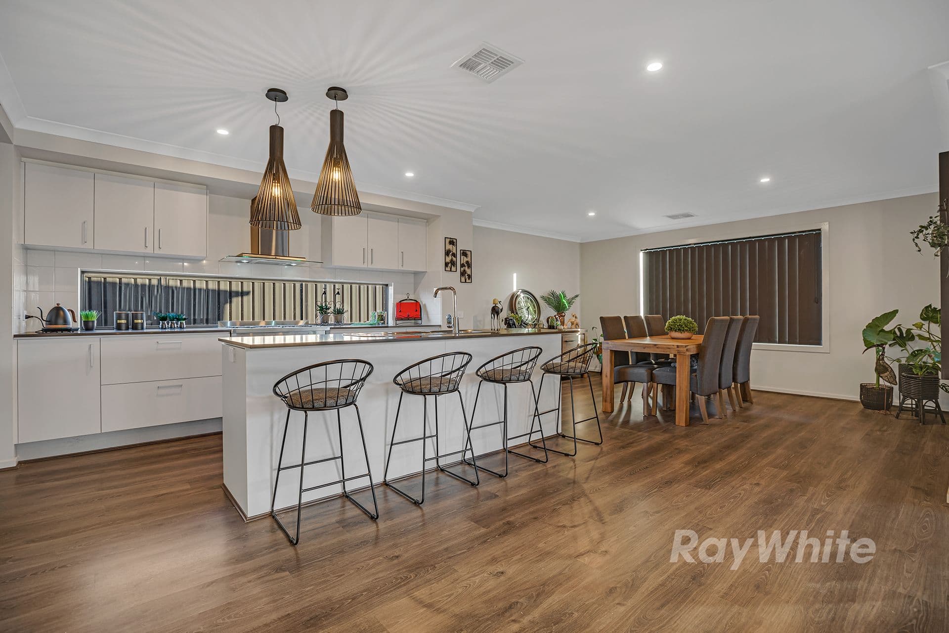 13 Cochrane Street, Echuca VIC 3564, Echuca - Thumbnail 6