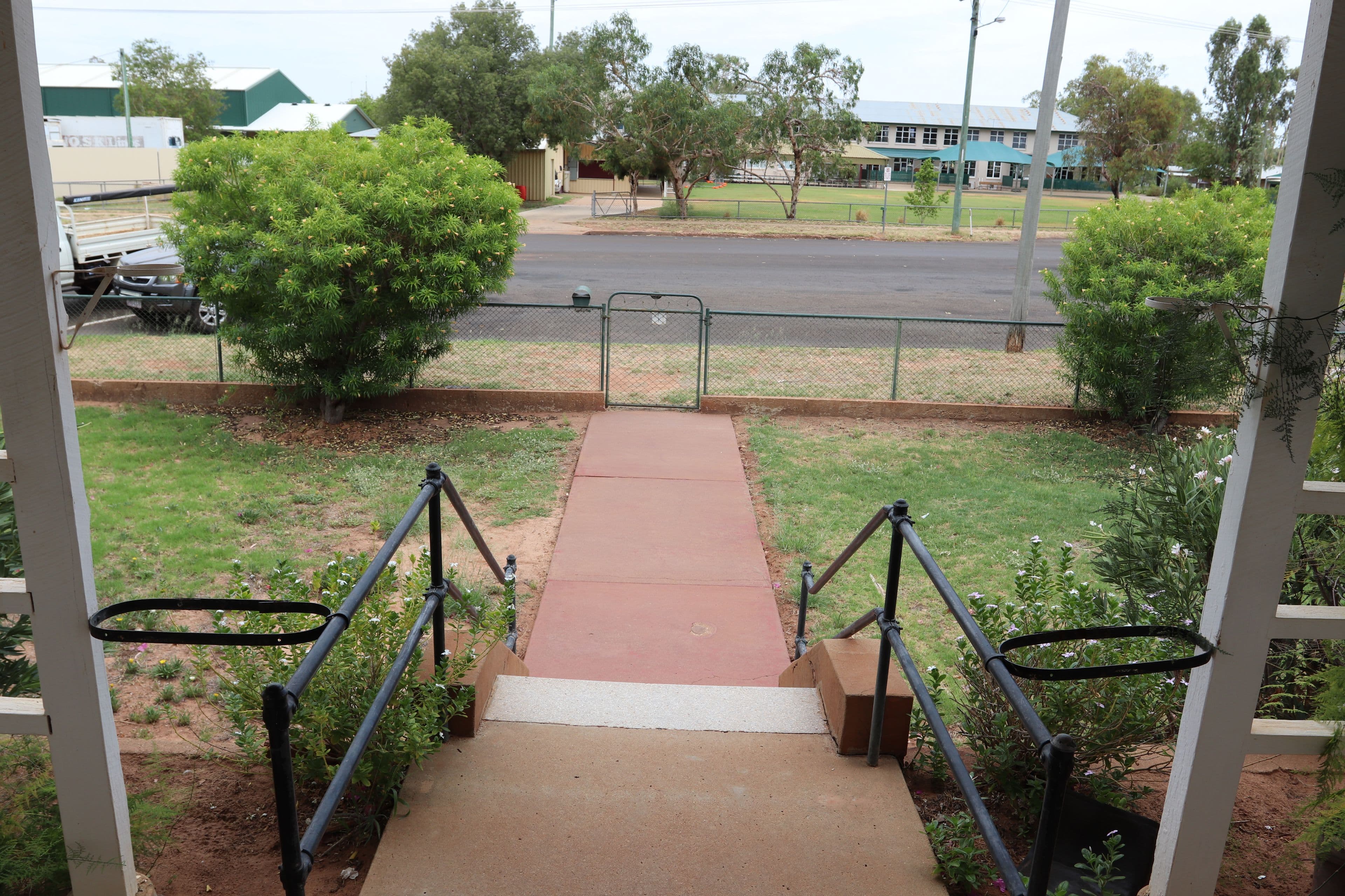 116 Parry Street, Charleville QLD 4470, Charleville - Thumbnail 2