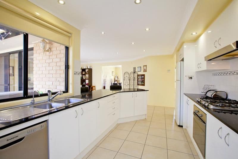 24 Wingham Avenue, CARNES HILL NSW 2171, Carnes Hill - Thumbnail 2
