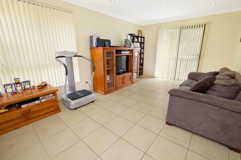 24 Wingham Avenue, CARNES HILL NSW 2171, Carnes Hill - Thumbnail 4