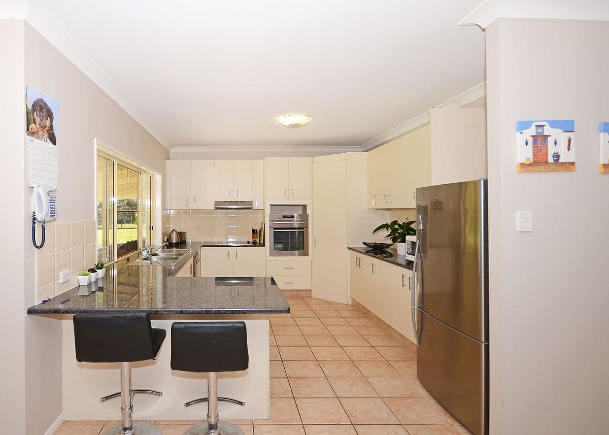 23-25 Jindera Court, Wondunna QLD 4655, Wondunna - Thumbnail 2