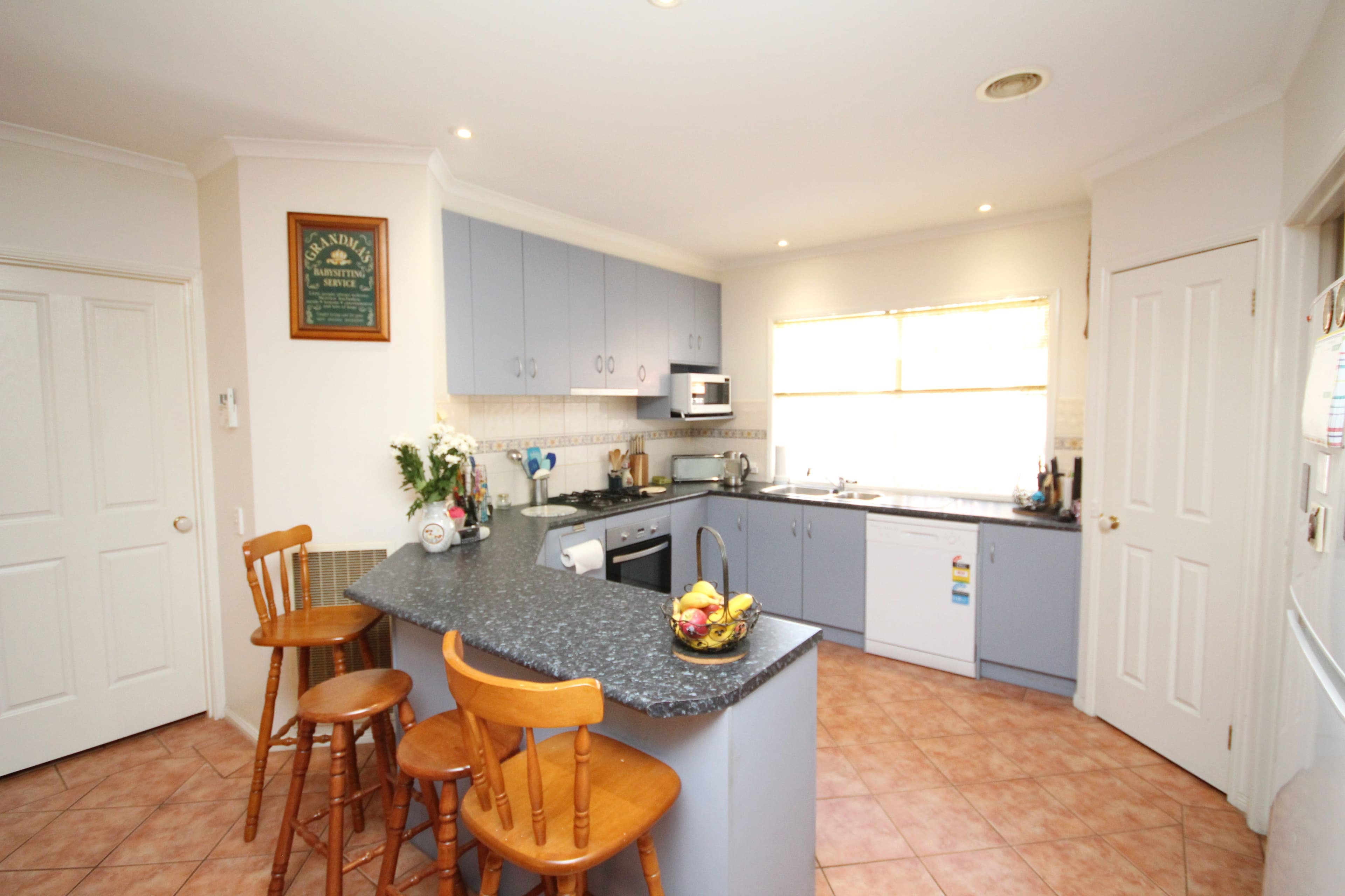 9 Fraser Drive, Horsham VIC 3400, Horsham - Thumbnail 5