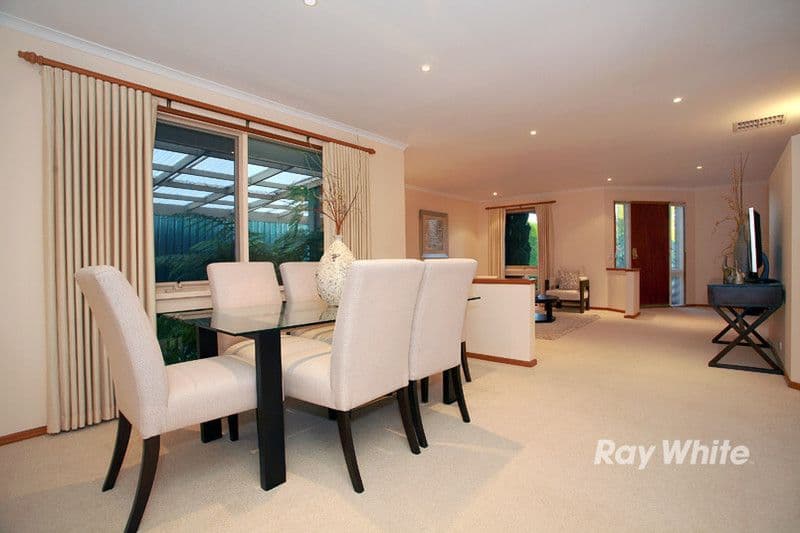 16 Dayan Drive, WANTIRNA SOUTH VIC 3152, Wantirna South - Thumbnail 6