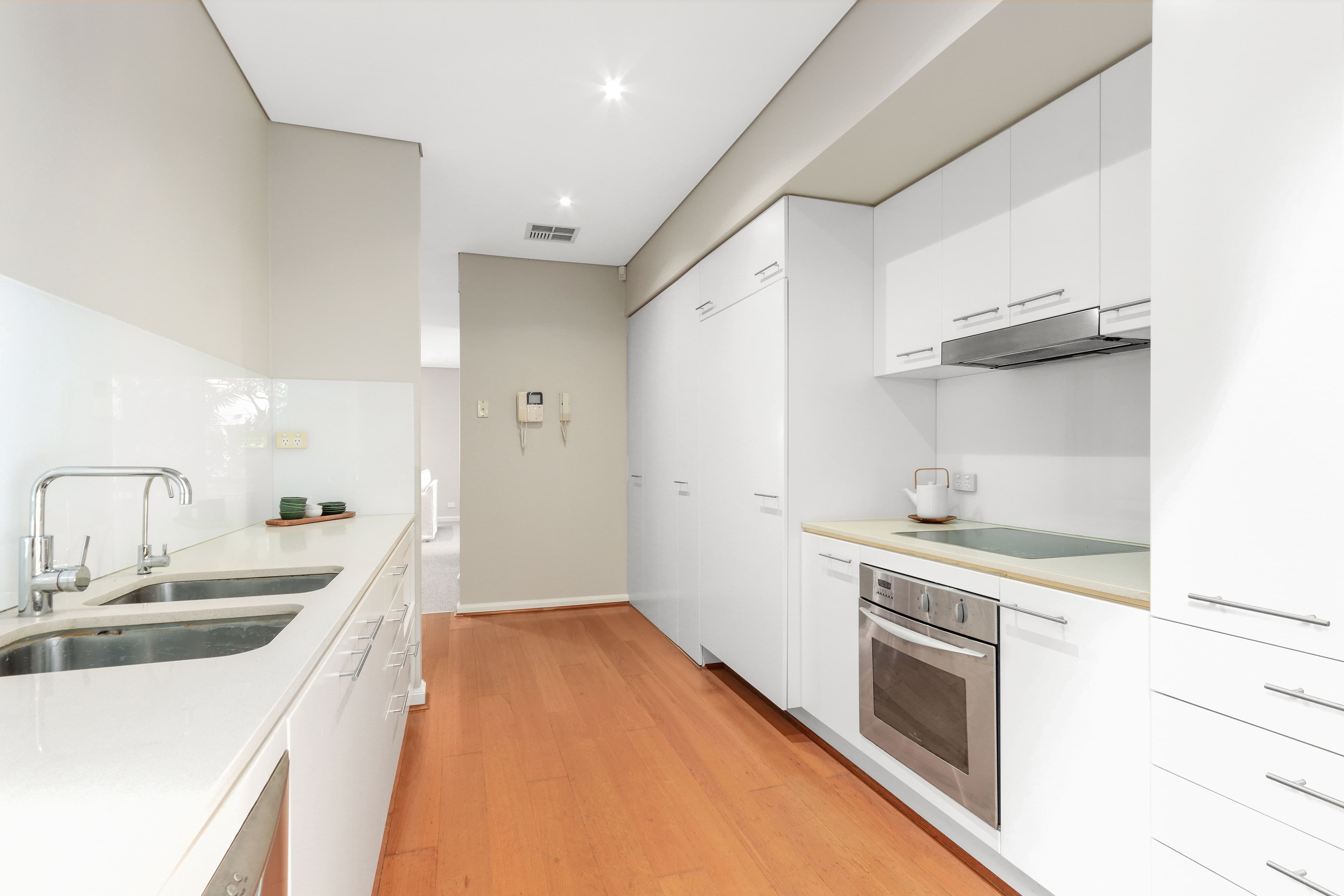 10-12 Madeira Street, Sylvania NSW 2224, Sylvania - Thumbnail 4