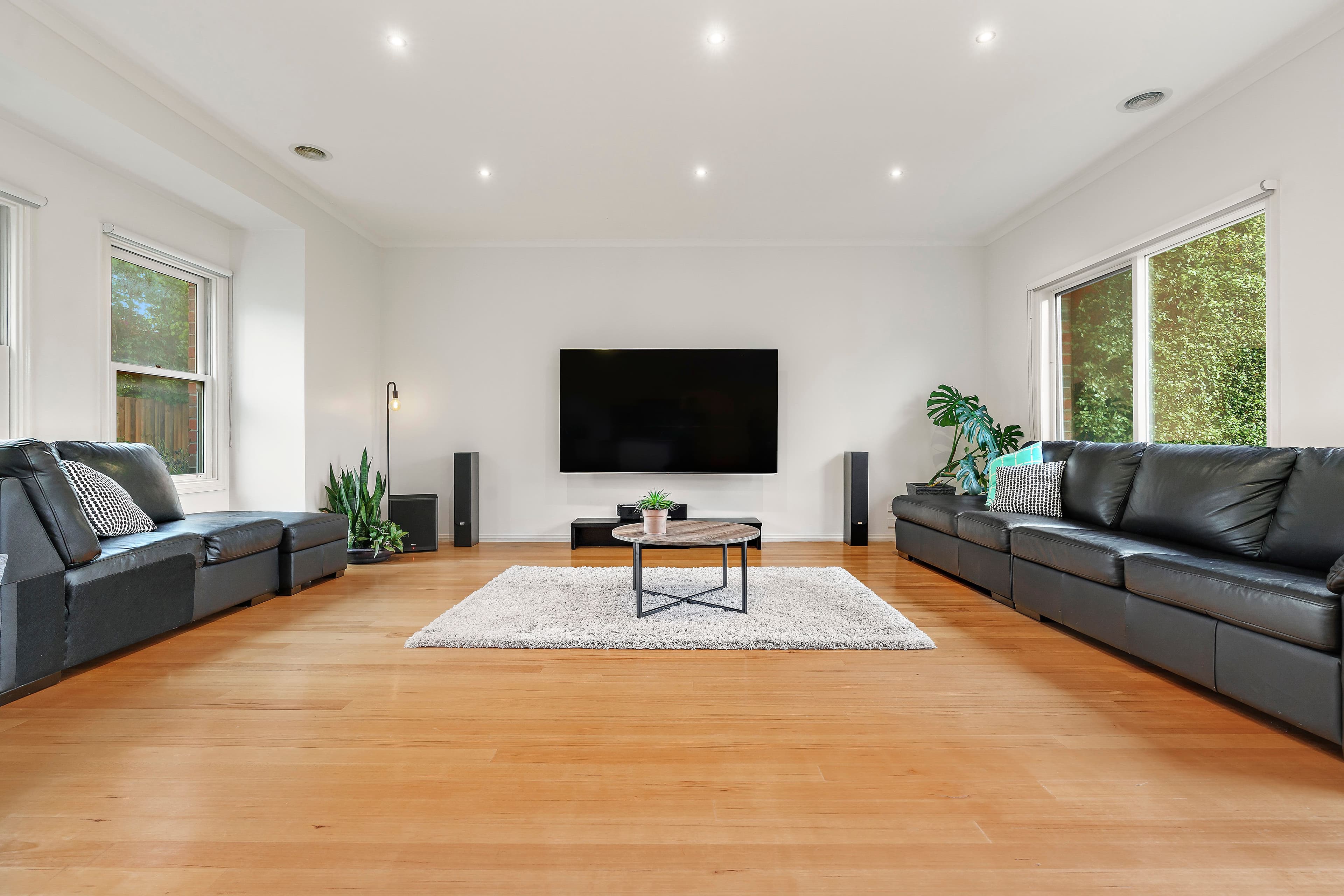 25 Douglas Street, Ashwood VIC 3147, Ashwood - Thumbnail 2