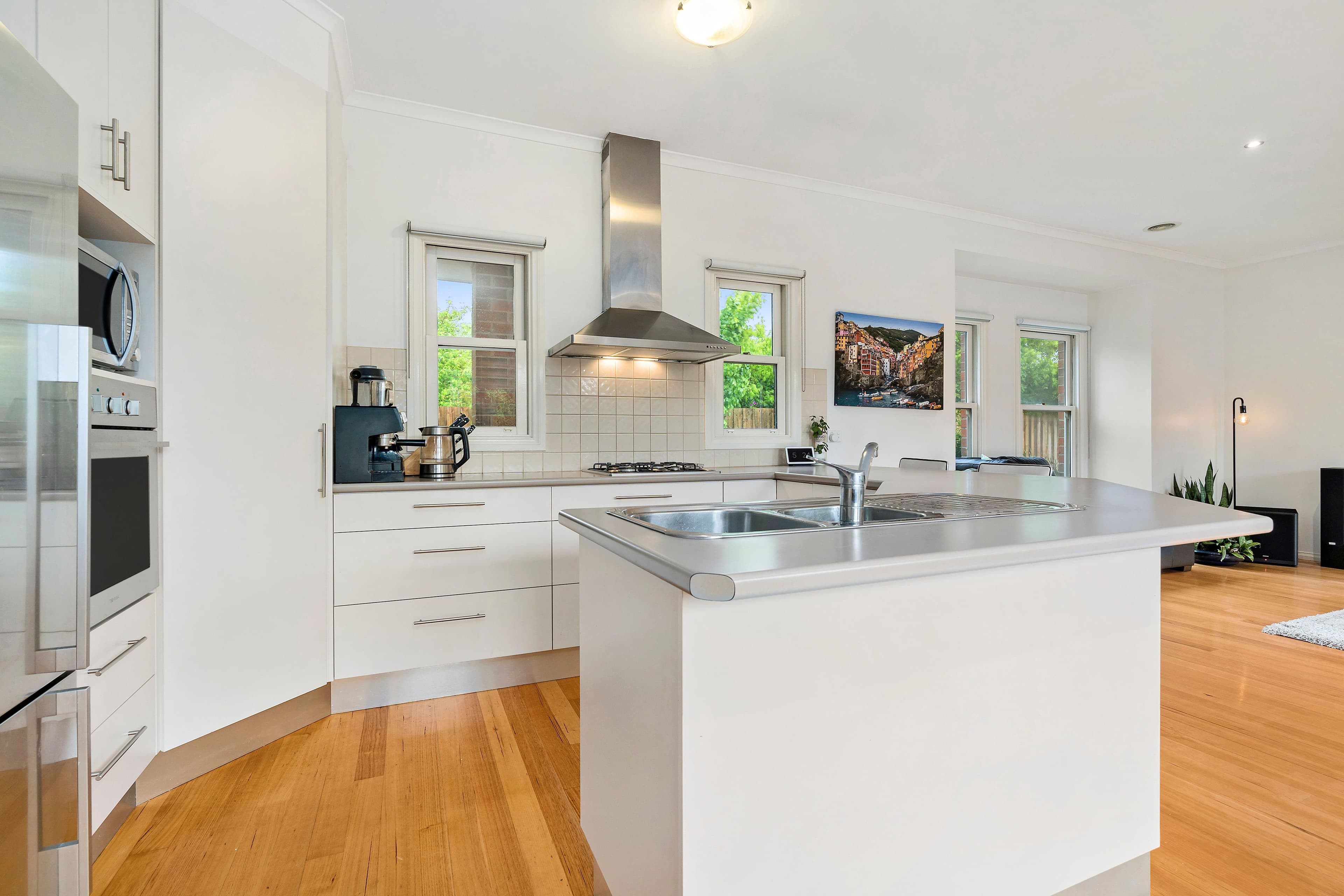 25 Douglas Street, Ashwood VIC 3147, Ashwood - Thumbnail 3