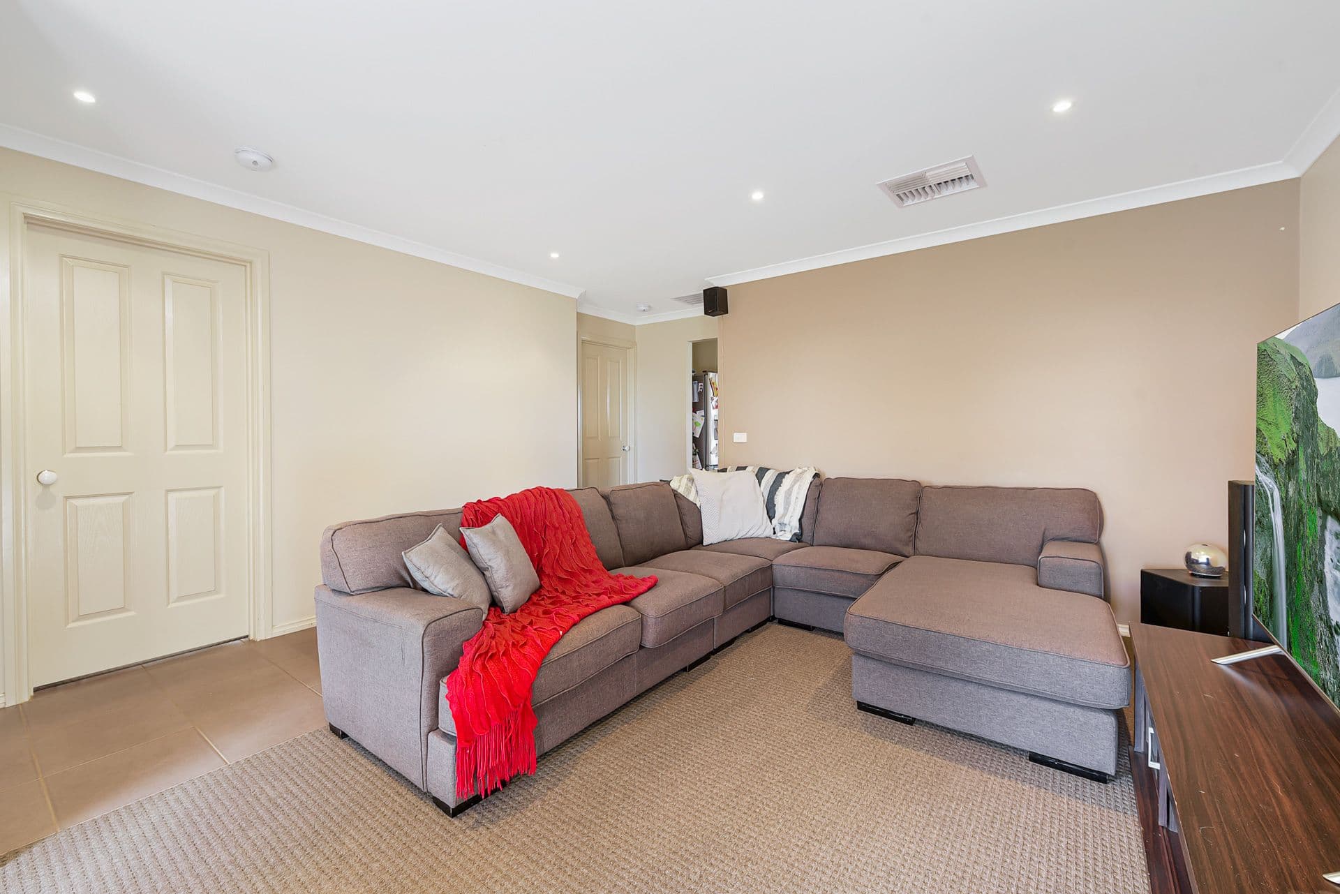26 Todman Street, Drouin VIC 3818, Drouin - Thumbnail 8