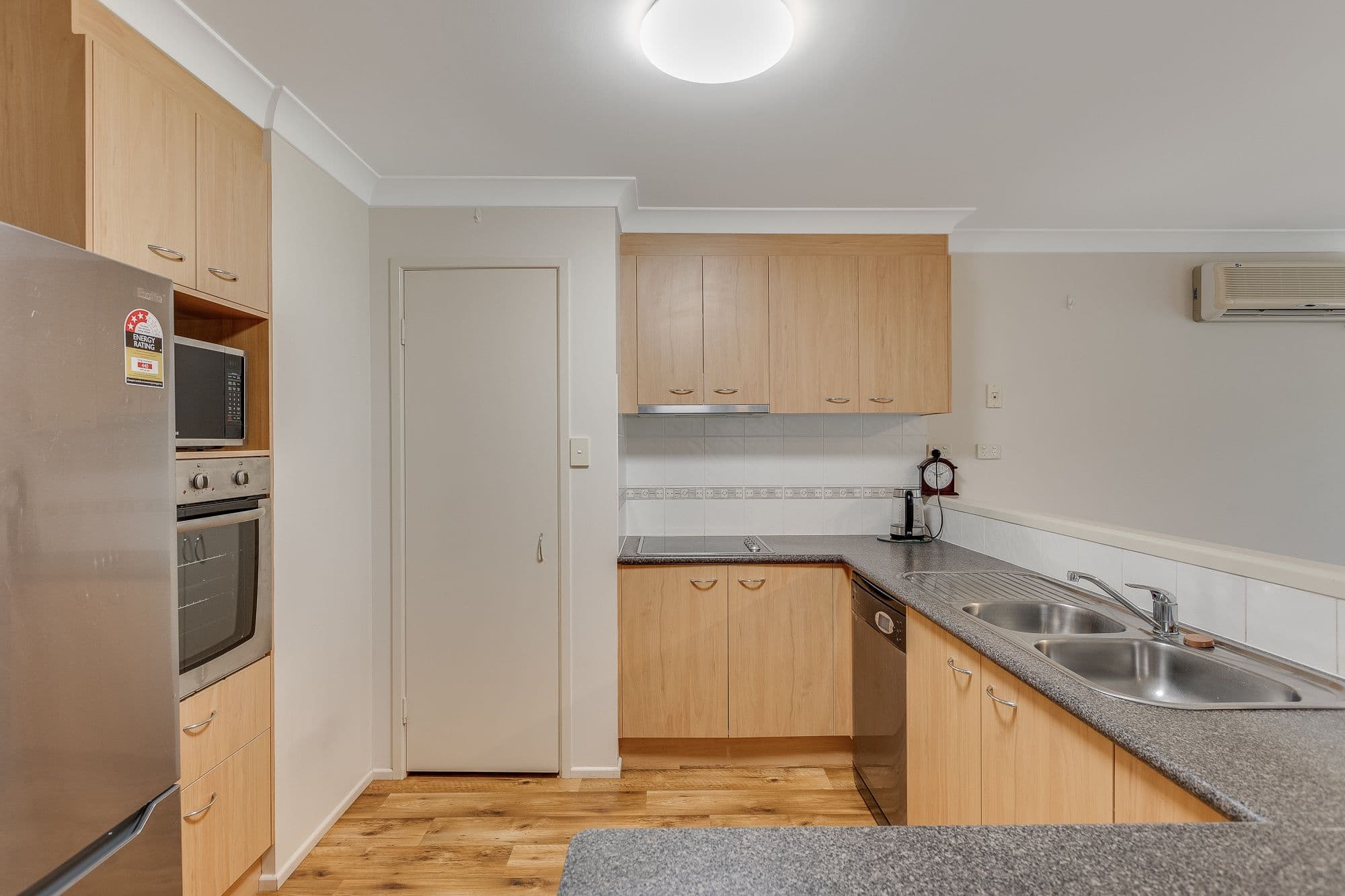 1b Buckland Street, Harristown QLD 4350, Harristown - Thumbnail 3
