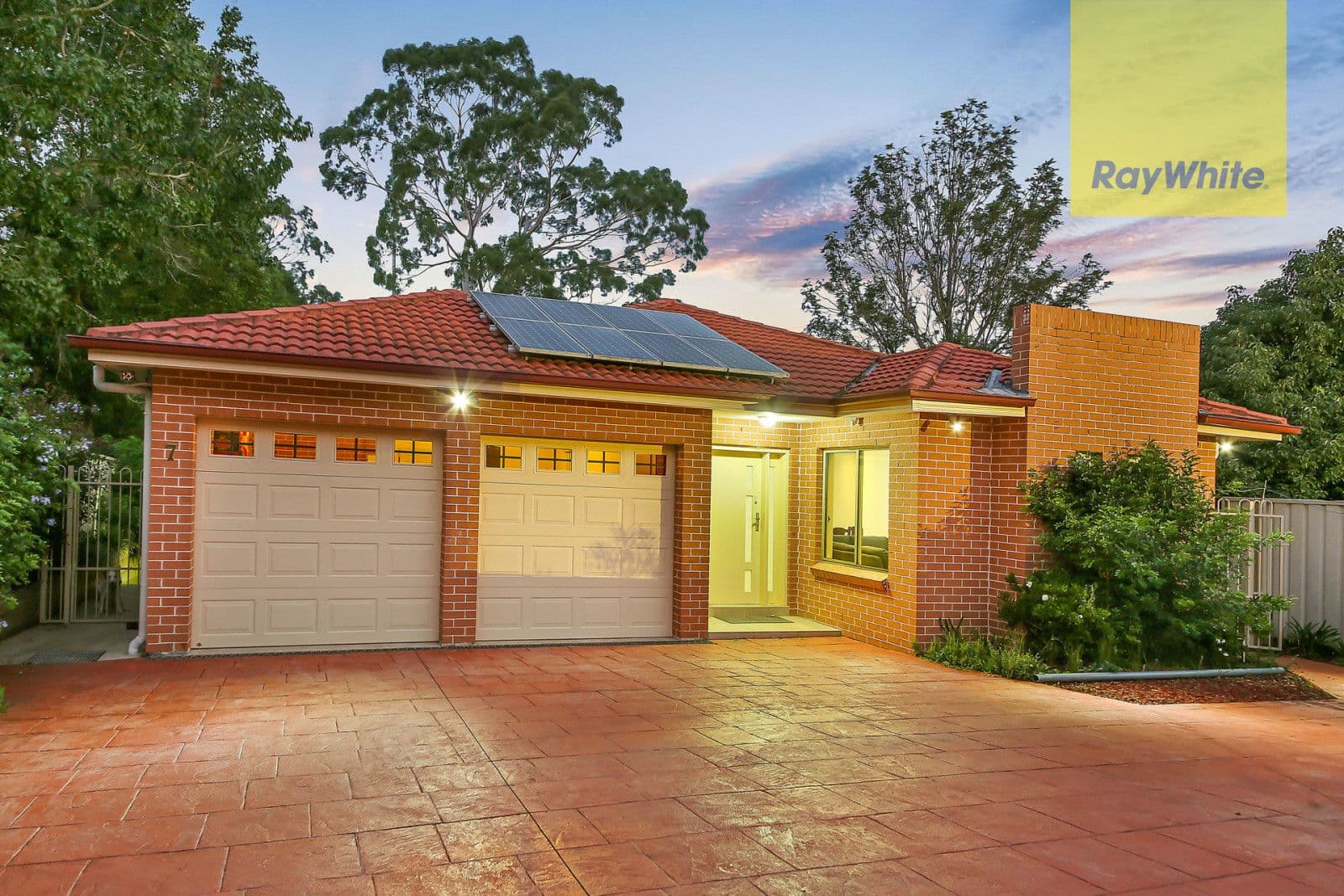 7 Howe Street, Westmead - Image 1