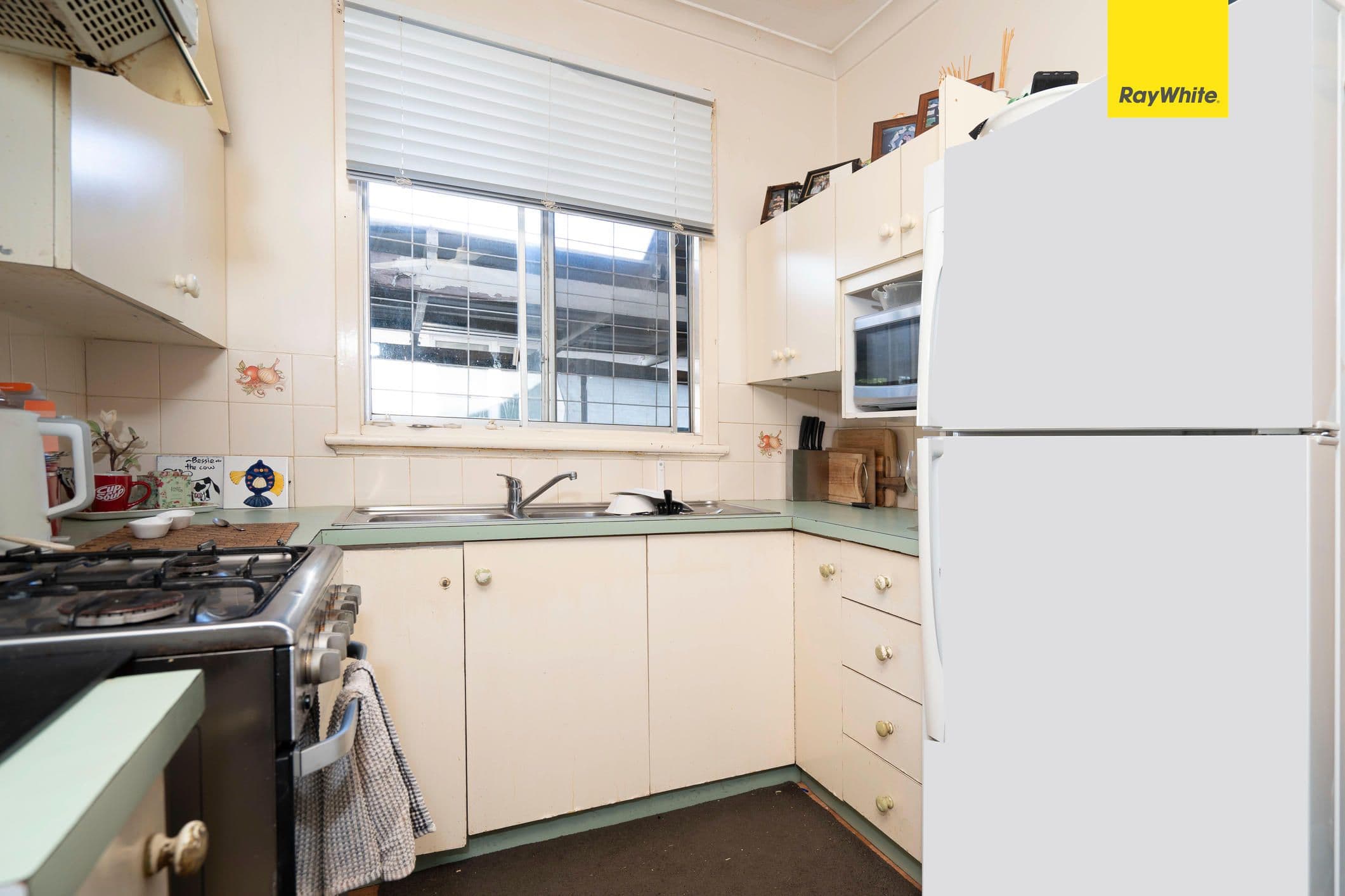 17 Comino Street, Cloverdale WA 6105, Cloverdale - Thumbnail 5