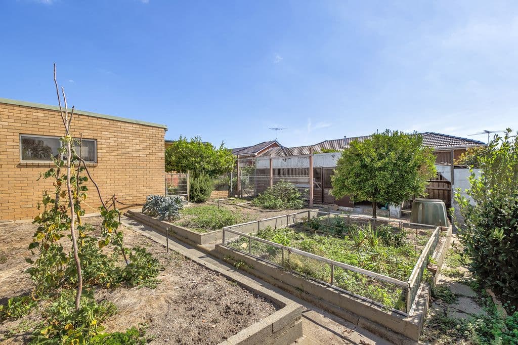 22 Delaware Street, Reservoir VIC 3073, Reservoir - Thumbnail 3
