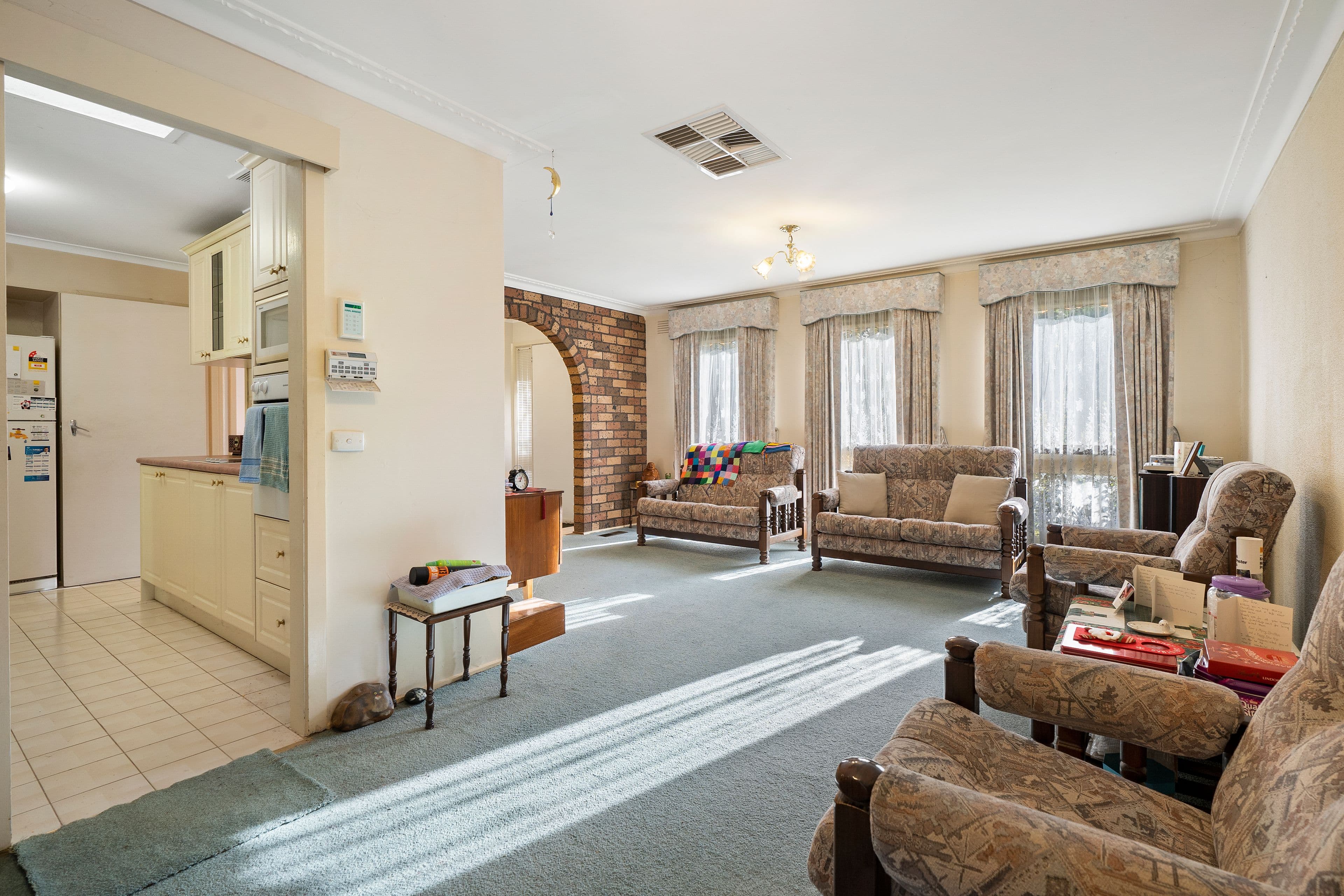 11 Mitchell Avenue, Boronia VIC 3155, Boronia - Thumbnail 2