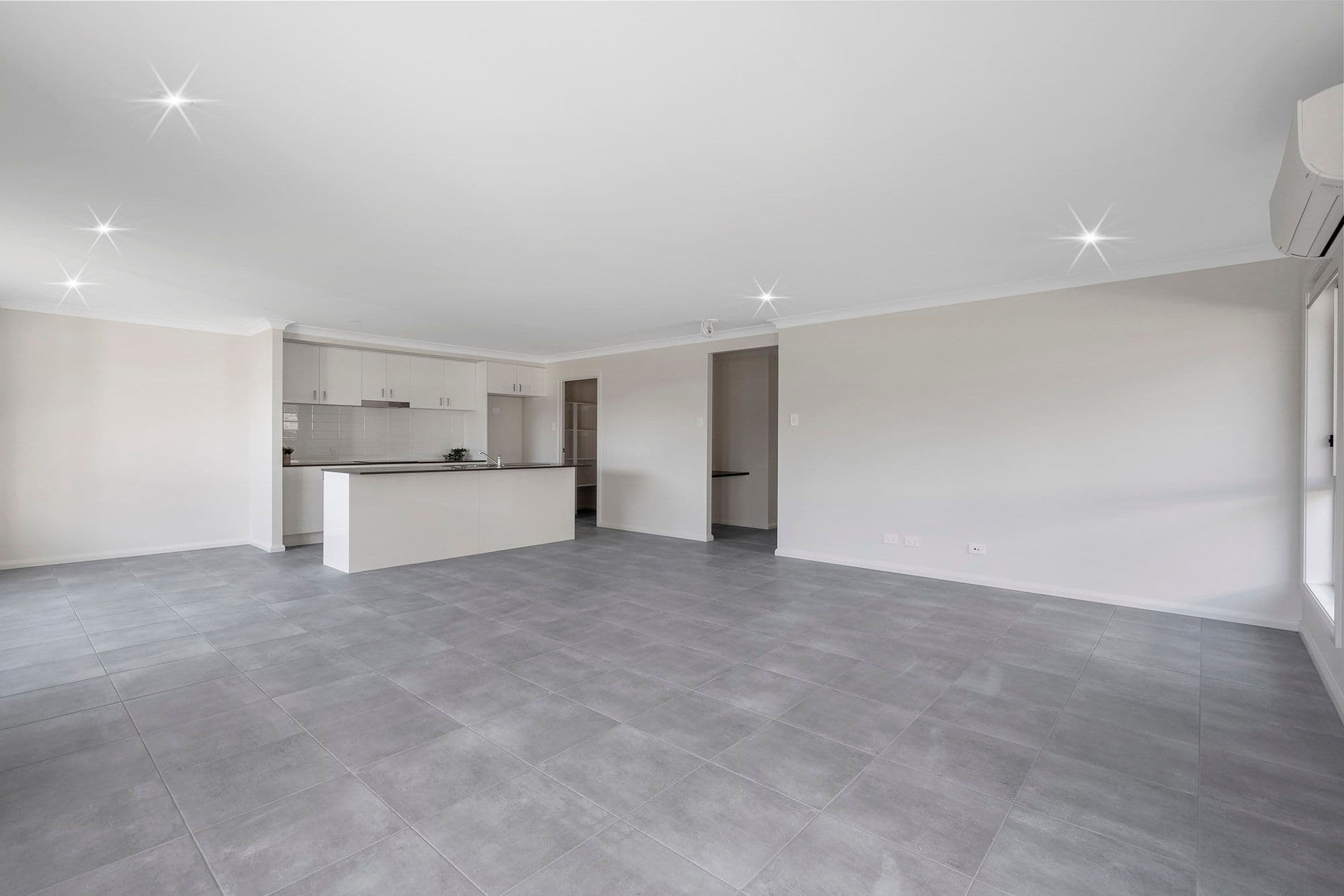 69 Livingstone Street, Logan Reserve QLD 4133, Logan Reserve - Thumbnail 3
