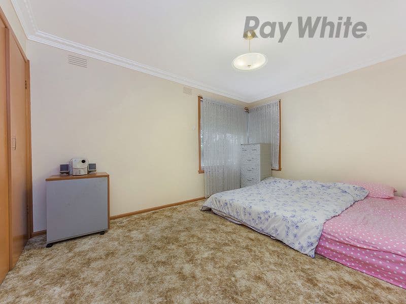 68 Mullhall Drive, St Albans VIC 3021, St Albans - Thumbnail 5