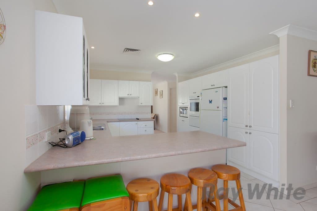 6 Minimbah Close, WALLSEND NSW 2287, Wallsend - Thumbnail 3
